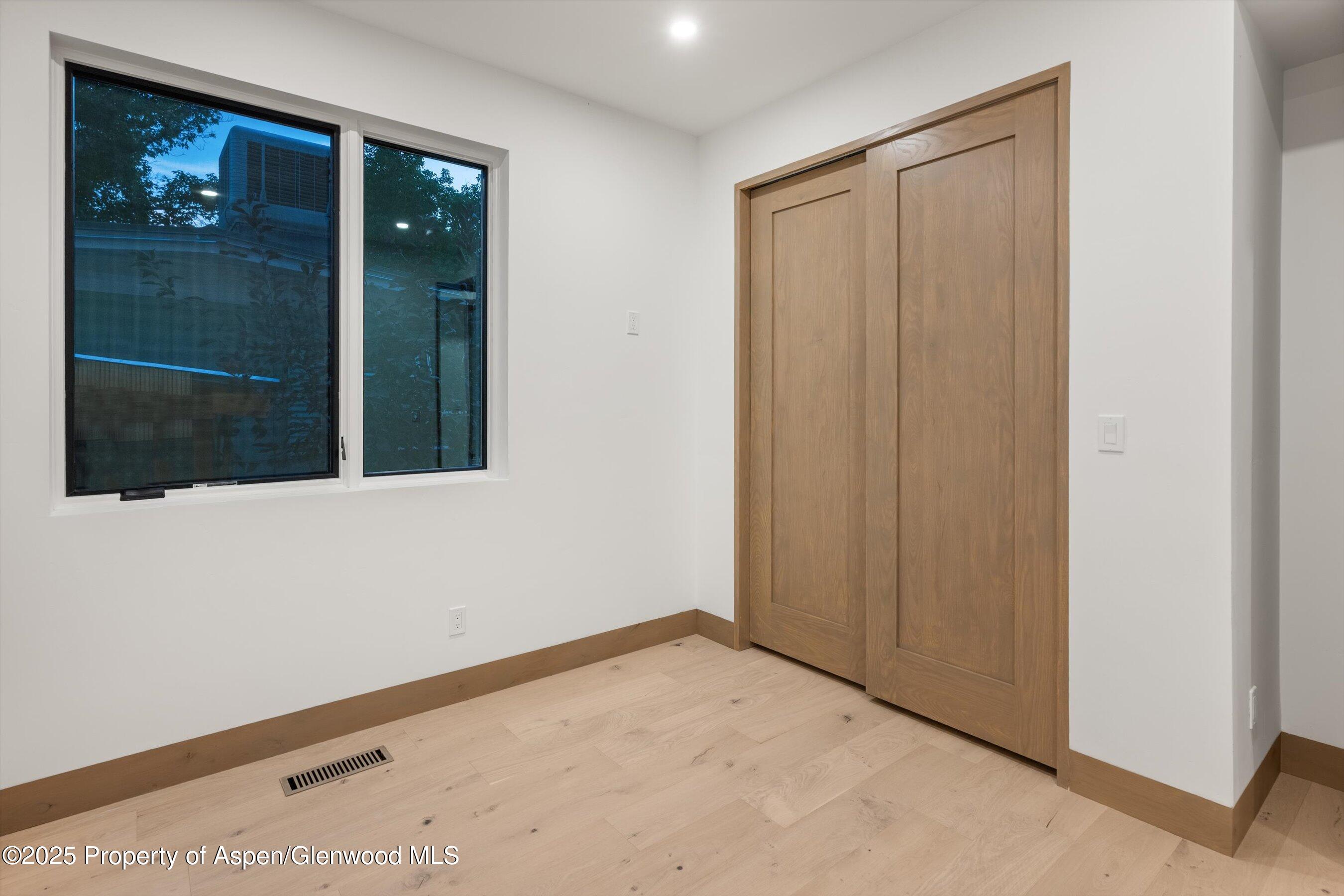 144 W Homestead Drive