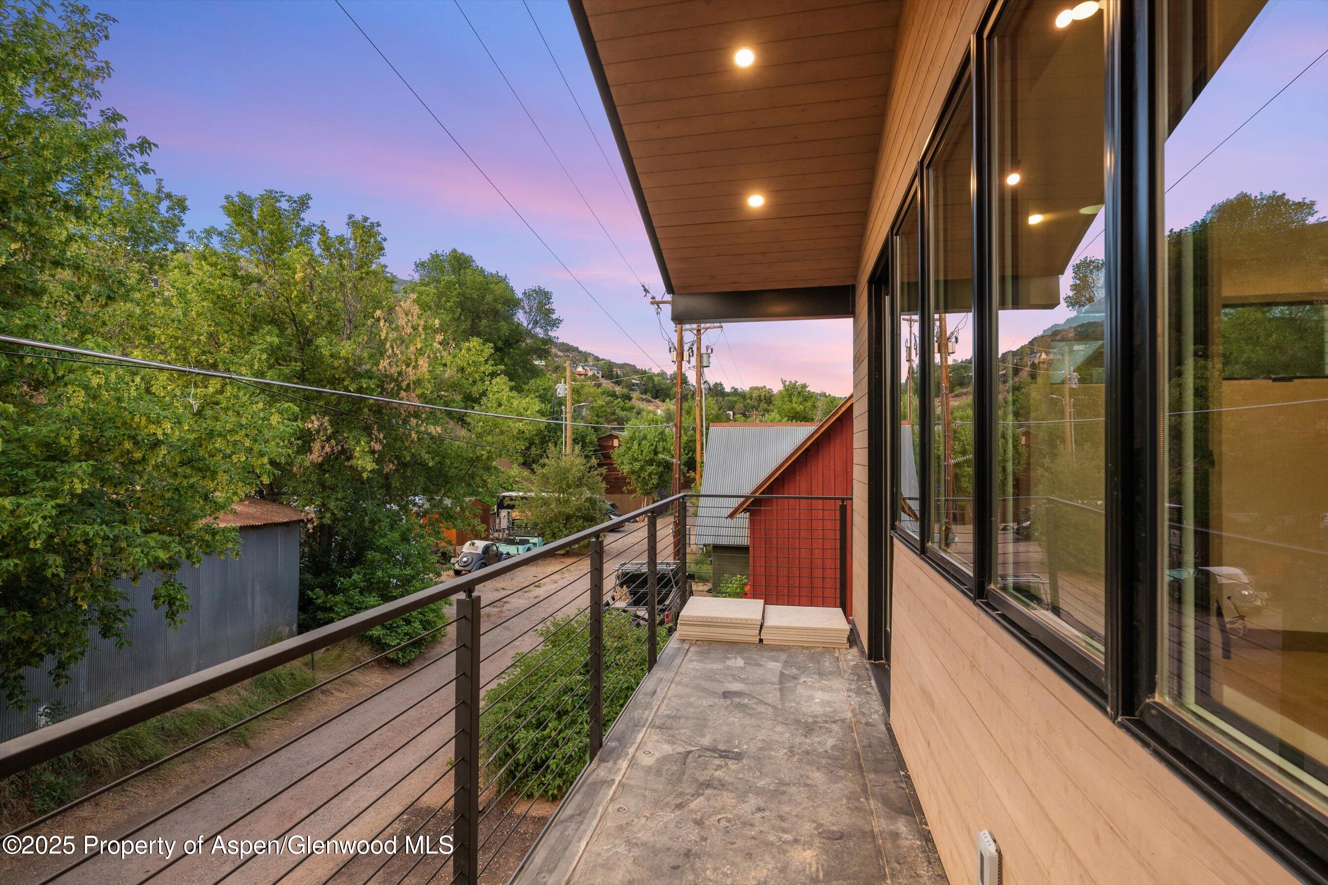 144 W Homestead Drive