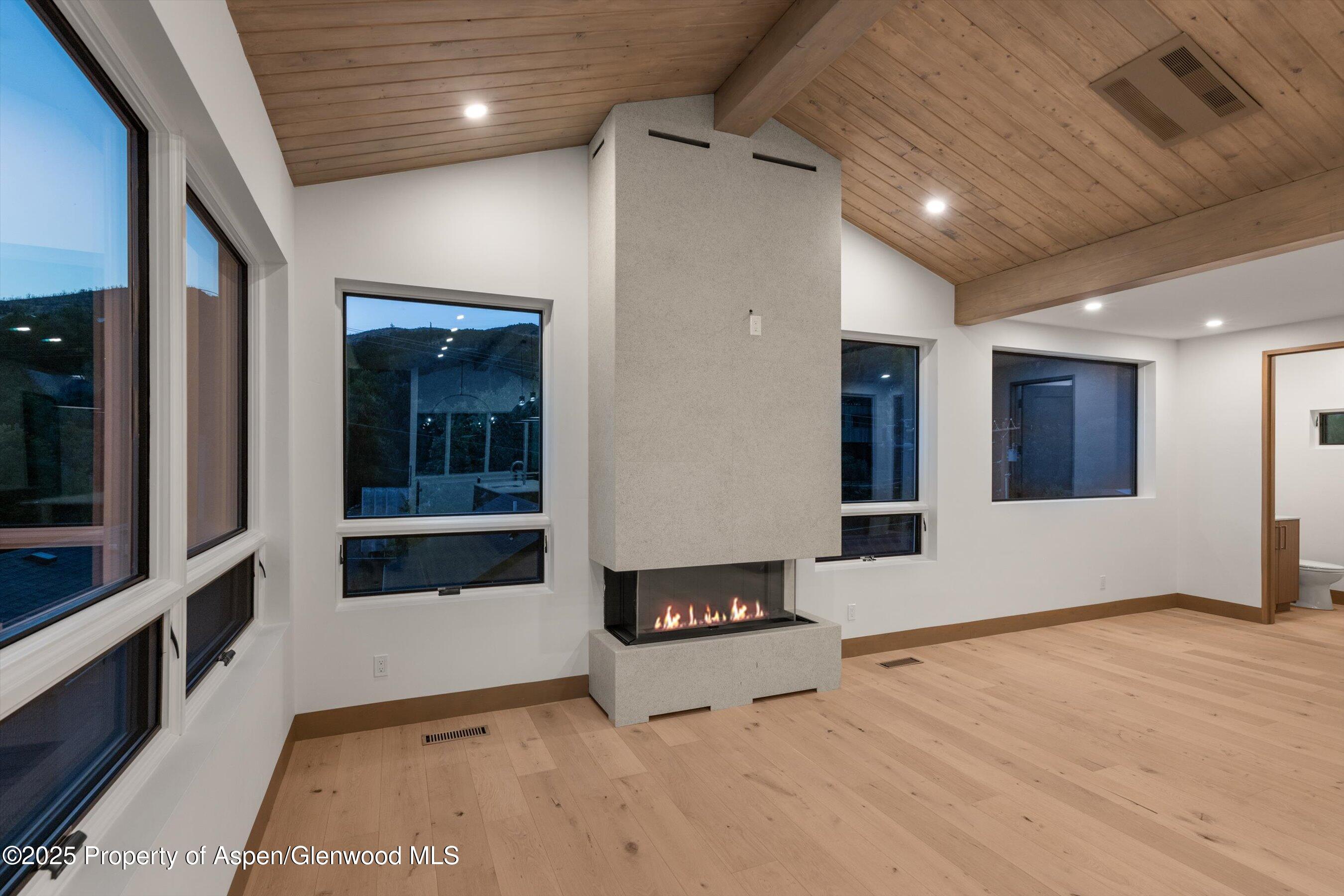 144 W Homestead Drive