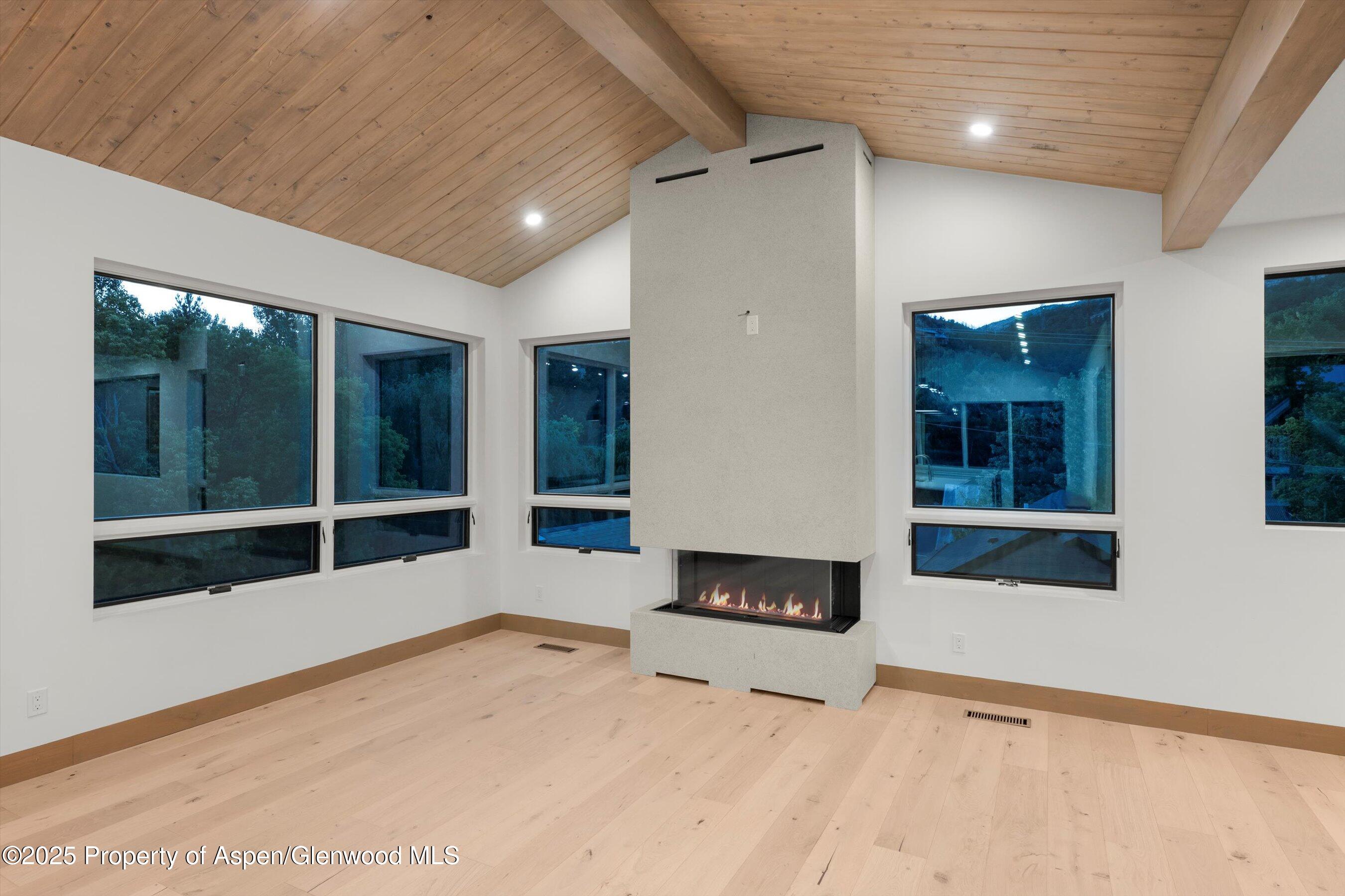 144 W Homestead Drive