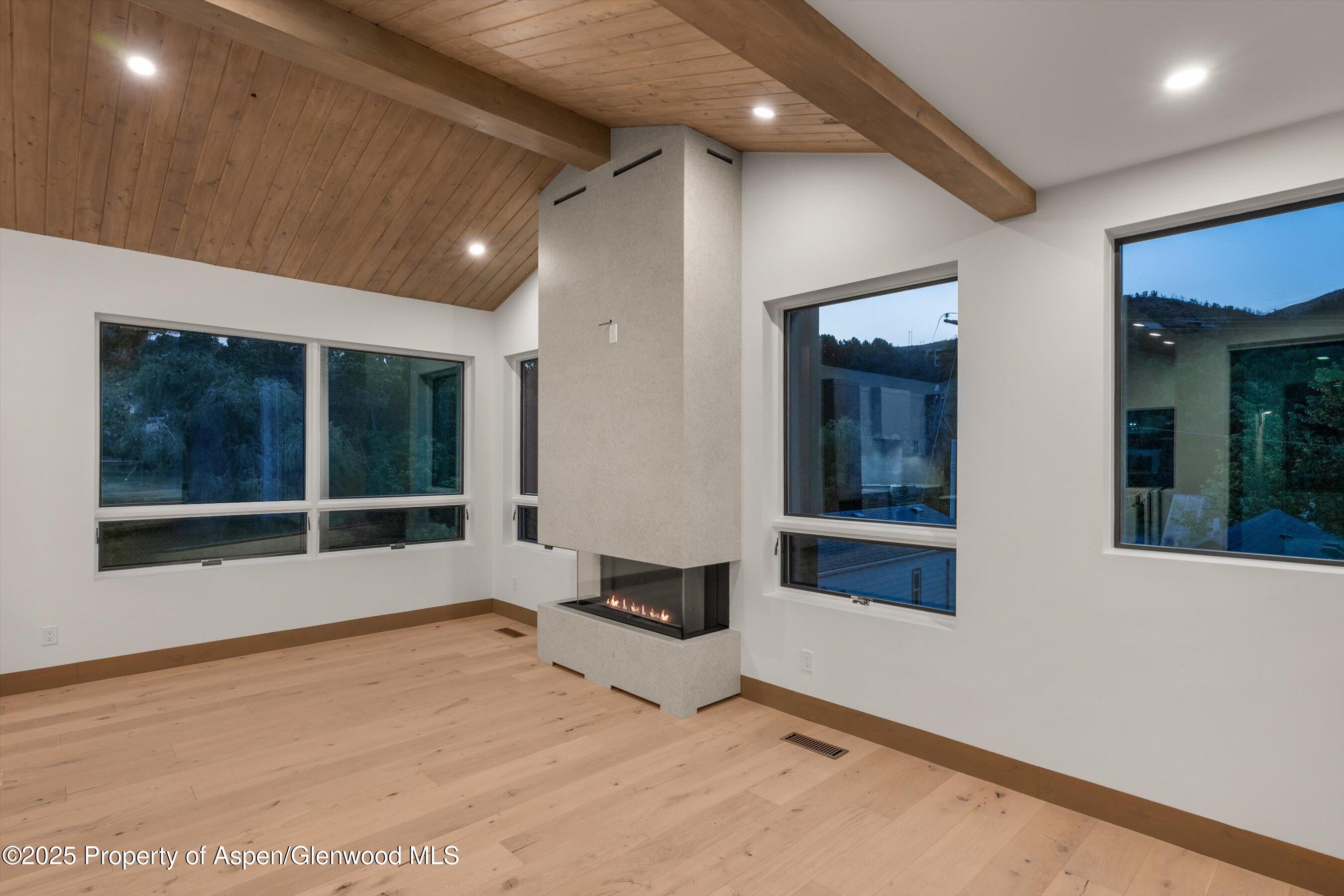 144 W Homestead Drive