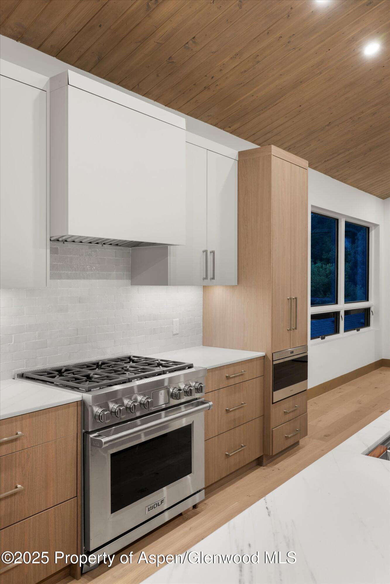 144 W Homestead Drive