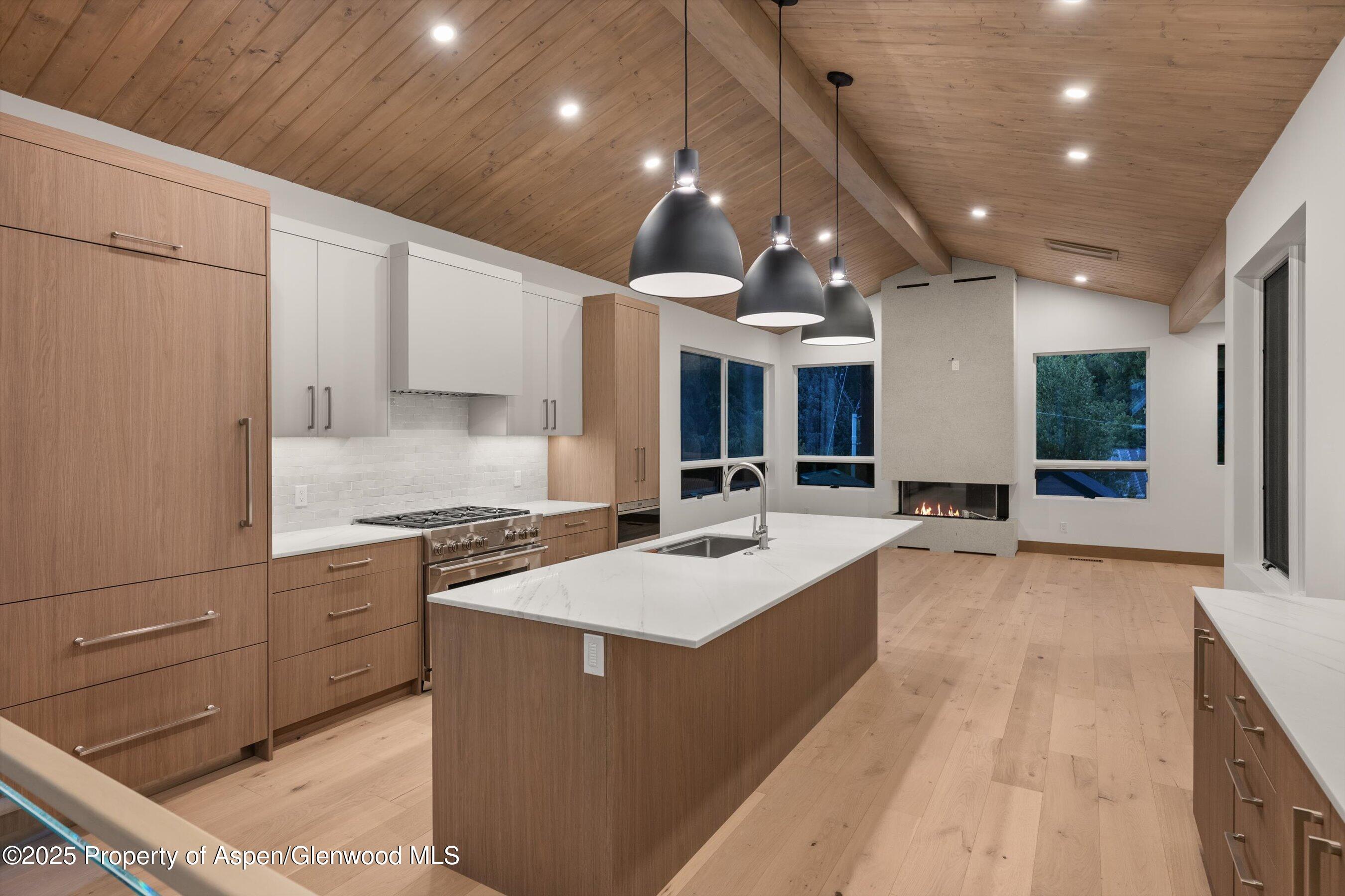 144 W Homestead Drive