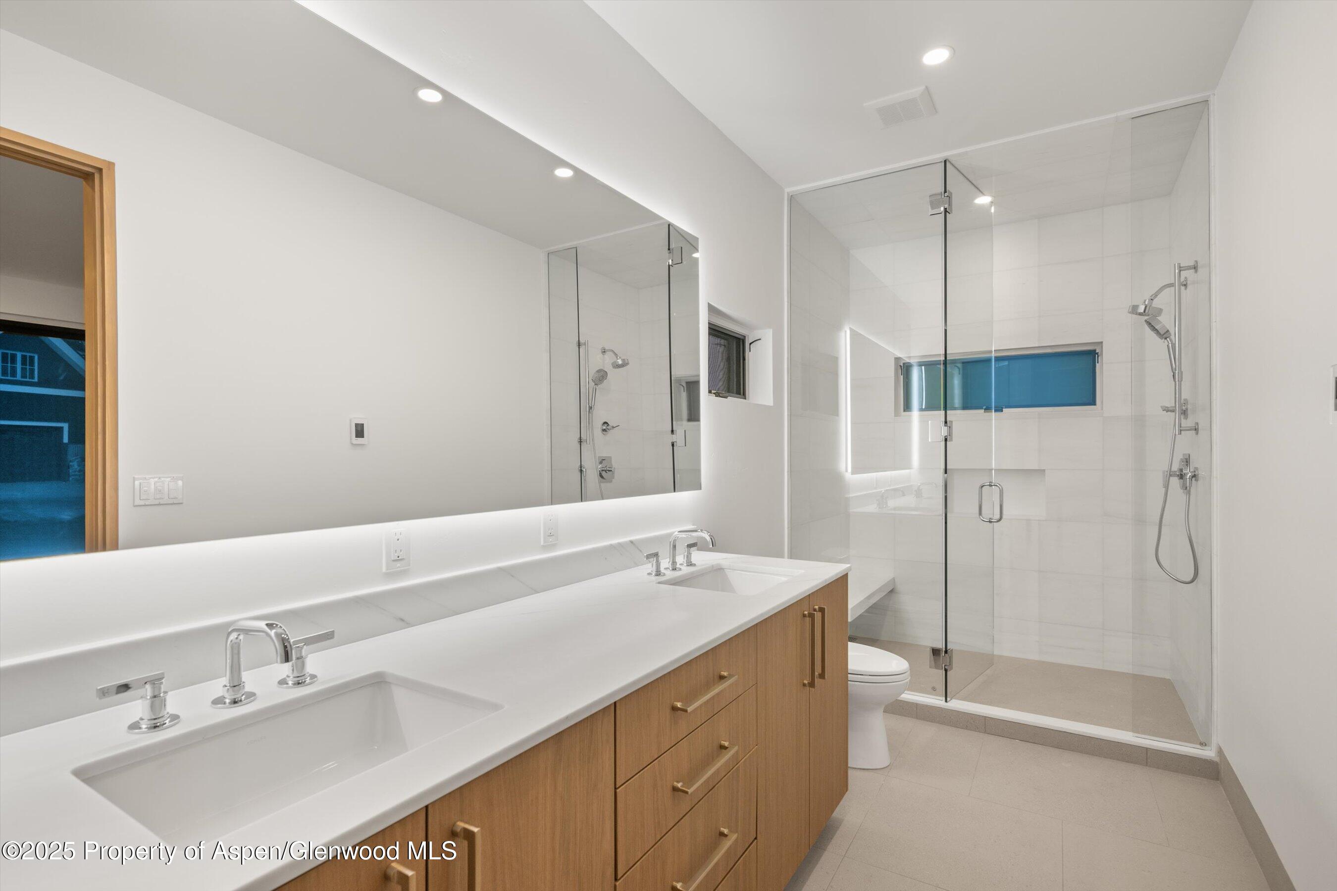 144 W Homestead Drive