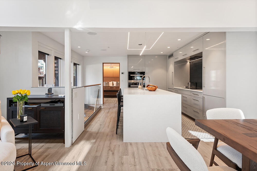 900 E Durant Avenue, Unit 103