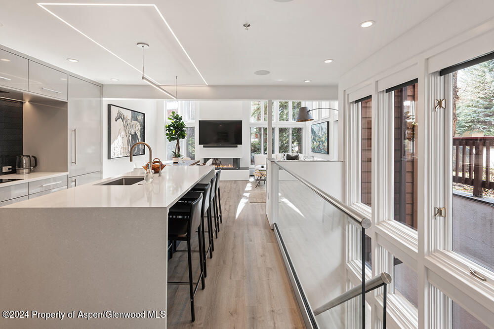 900 E Durant Avenue, Unit 103