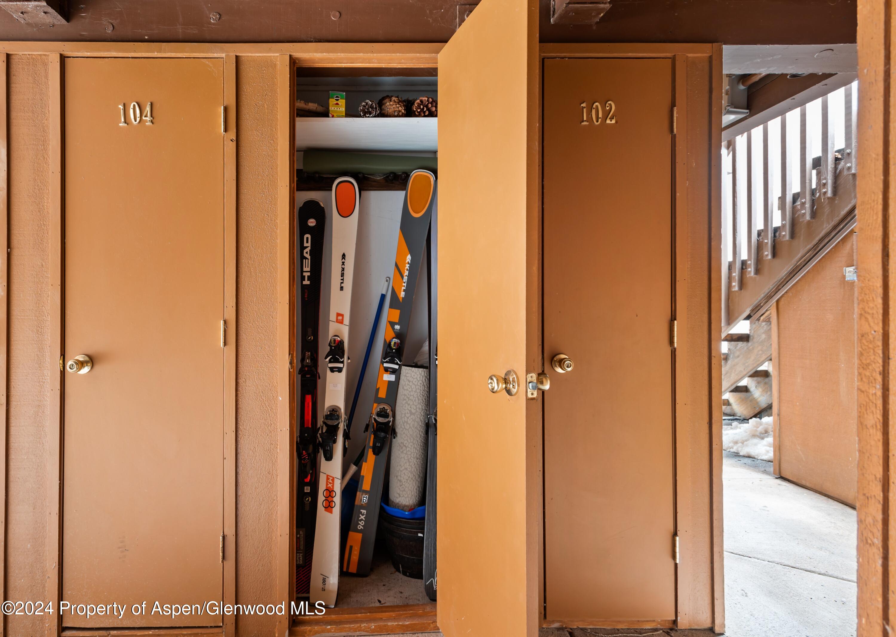 900 E Durant Avenue, Unit 103