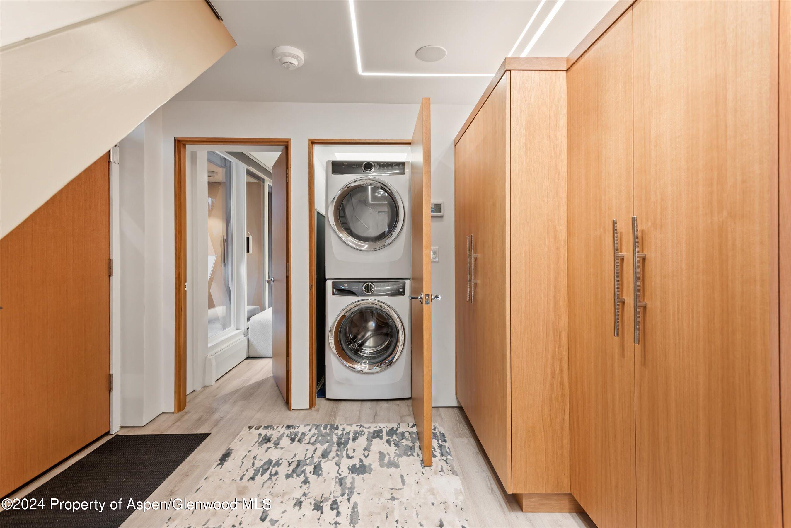 900 E Durant Avenue, Unit 103