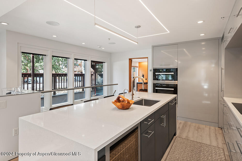 900 E Durant Avenue, Unit 103