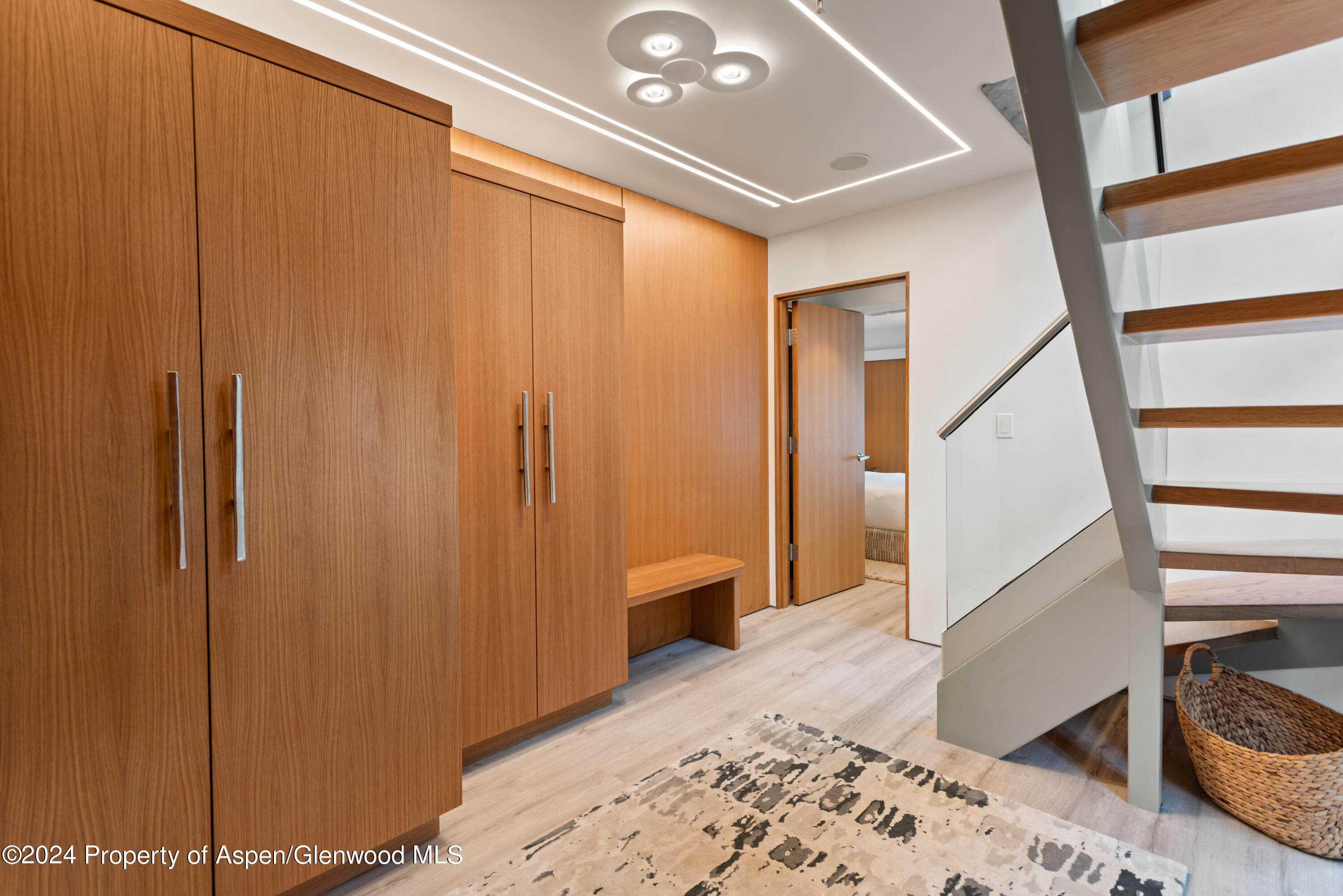 900 E Durant Avenue, Unit 103