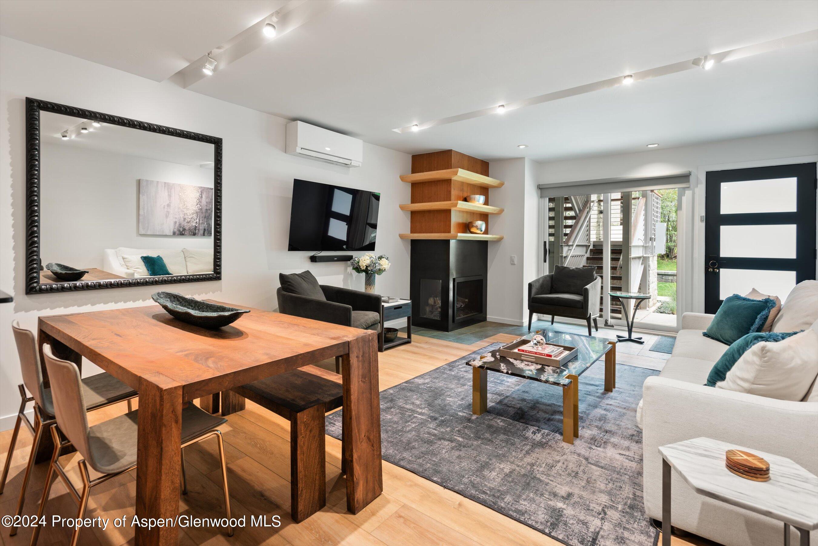 100 E Dean Street 1E