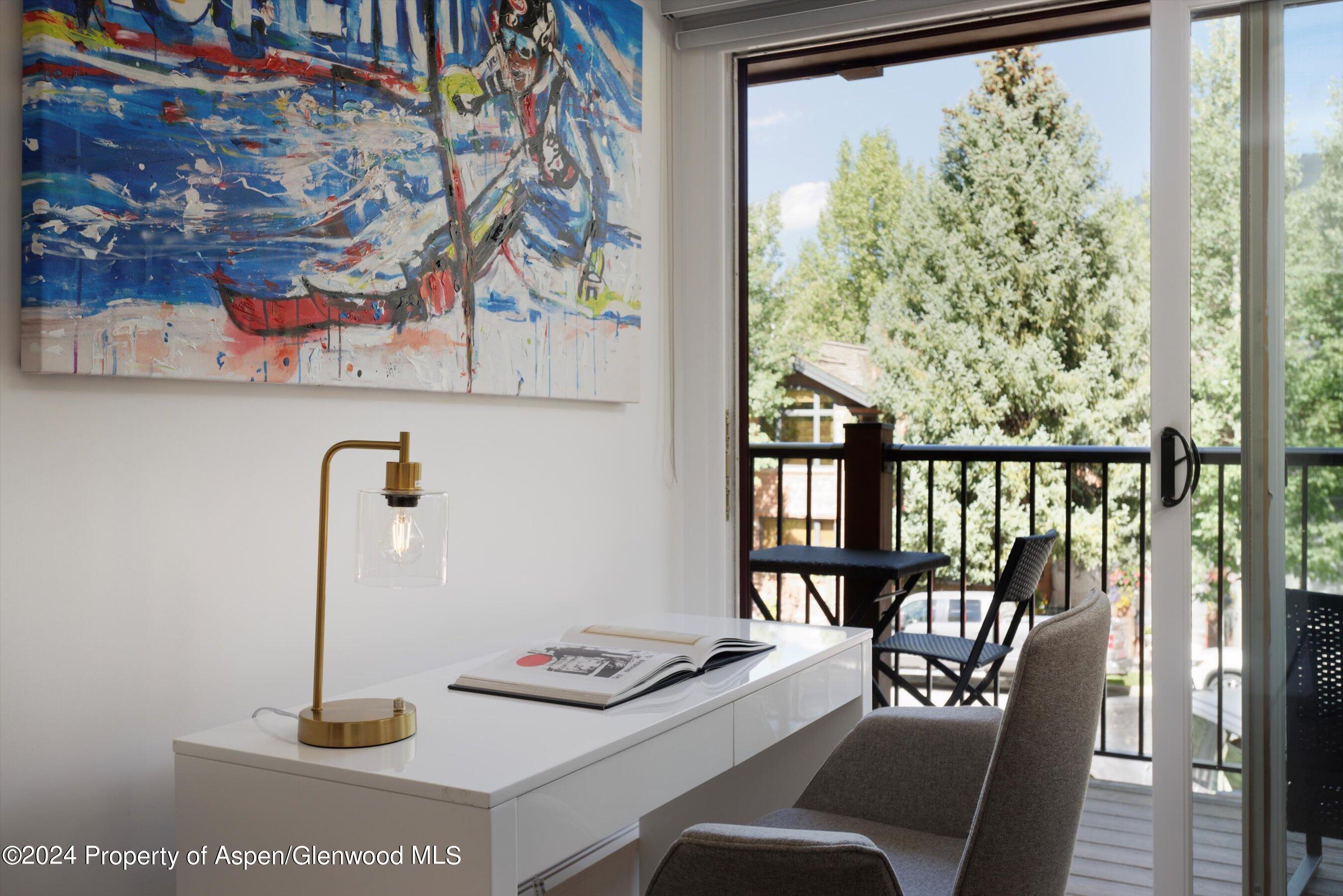 205 E Durant Avenue 1-I