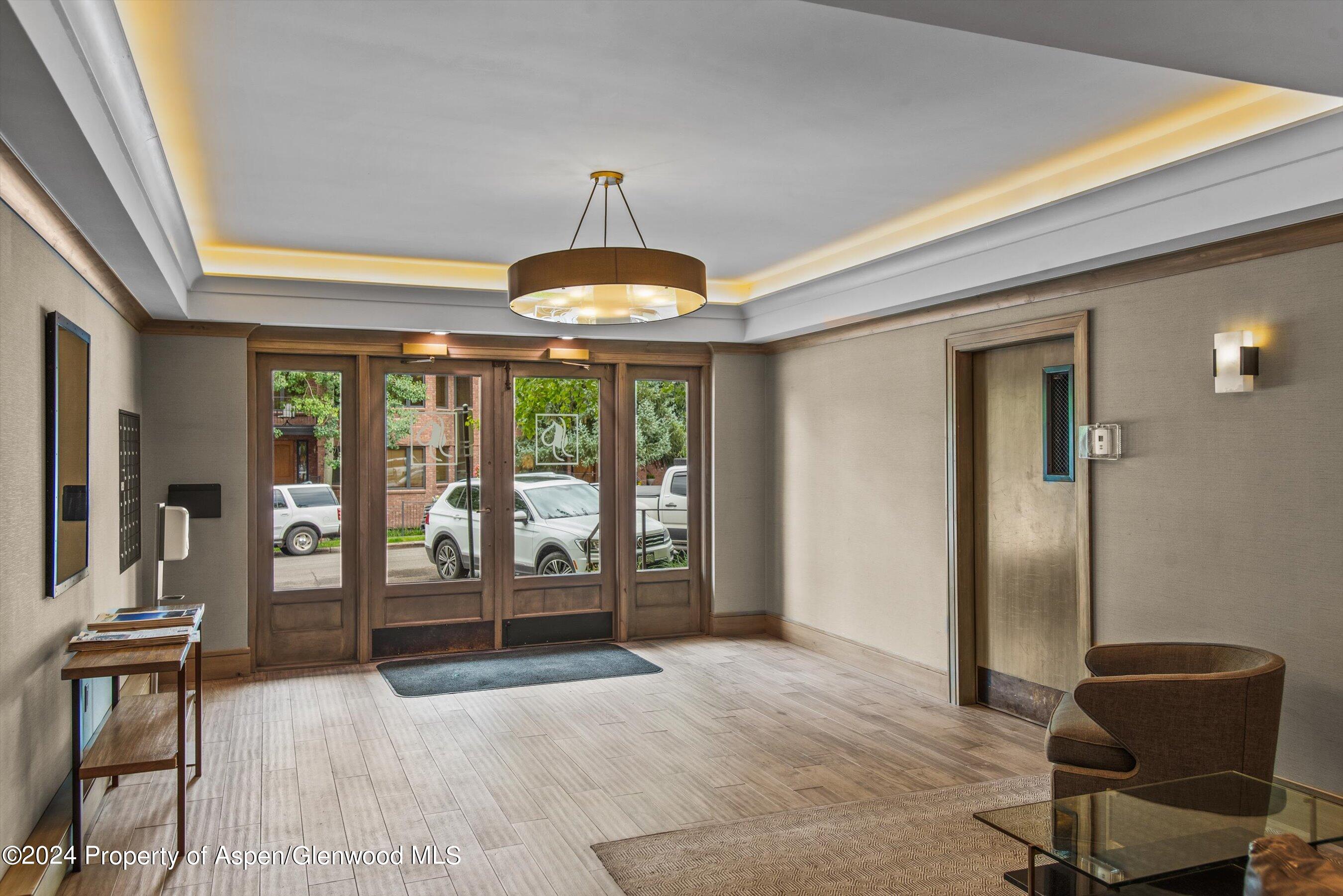 205 E Durant Avenue 1-I