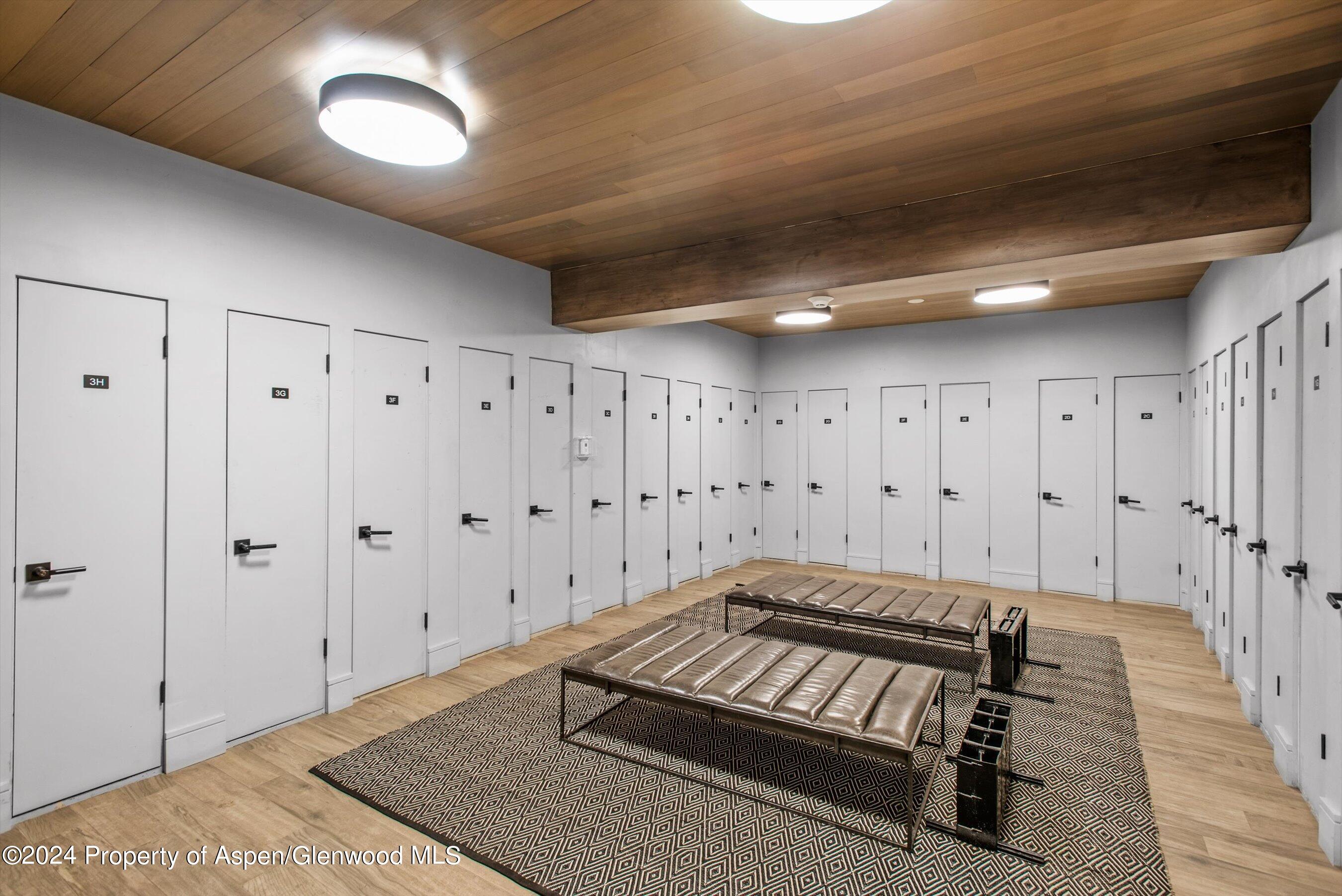 205 E Durant Avenue 1-I