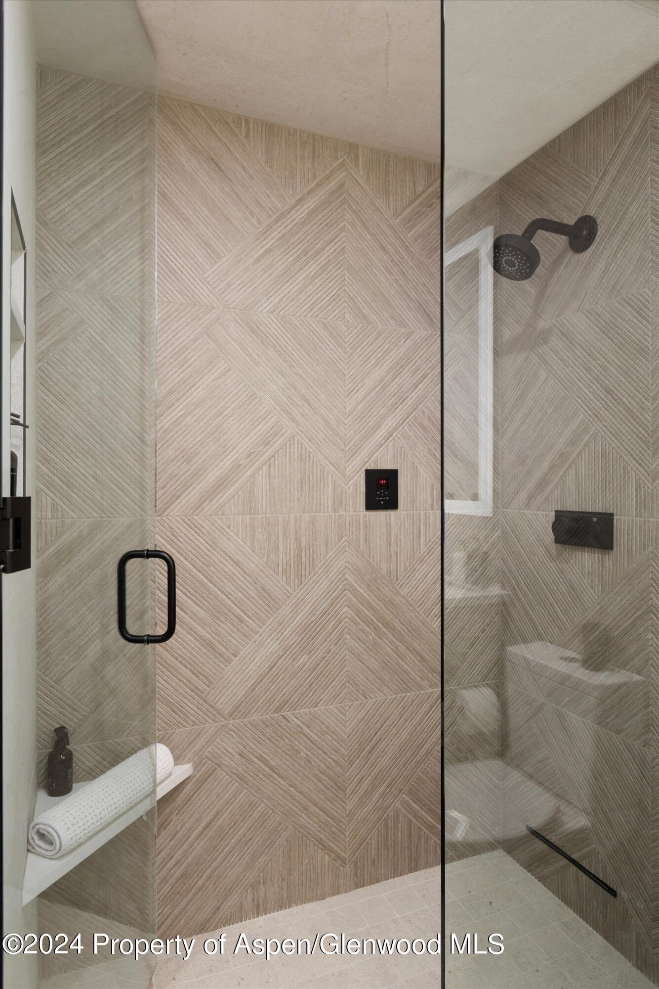 205 E Durant Avenue 1-I