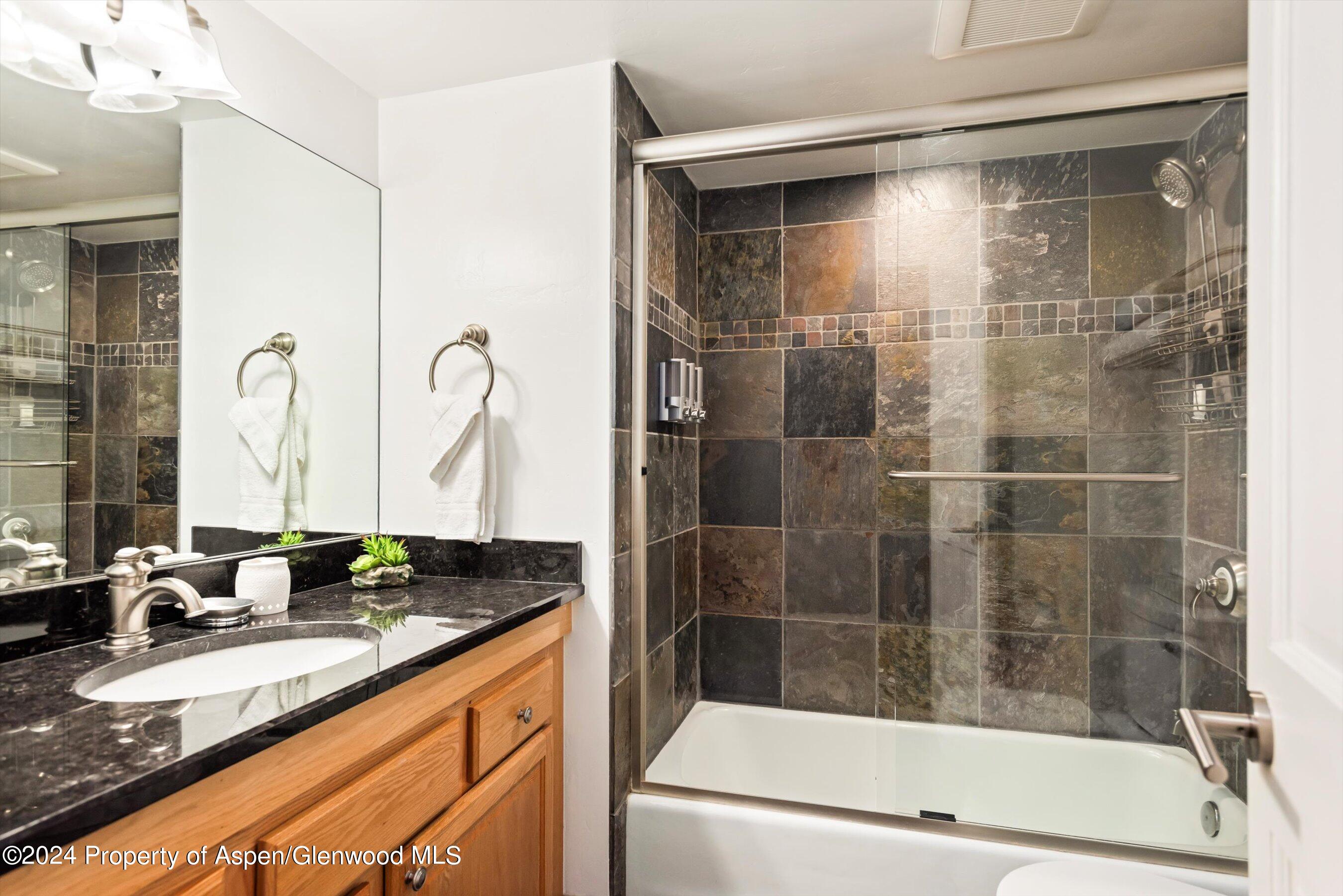 131 E Durant Avenue, #102