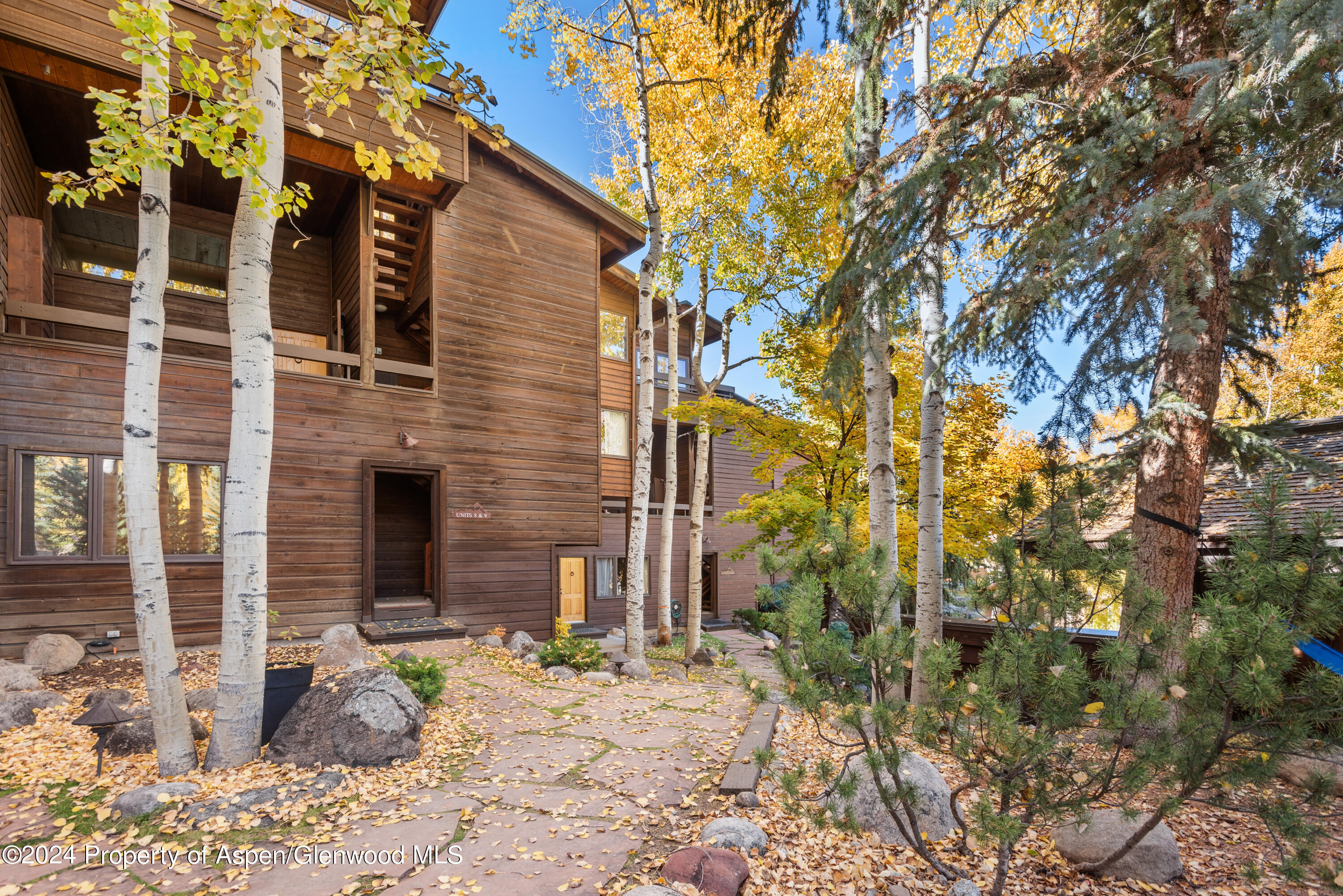 800 S Monarch Street Unit 9