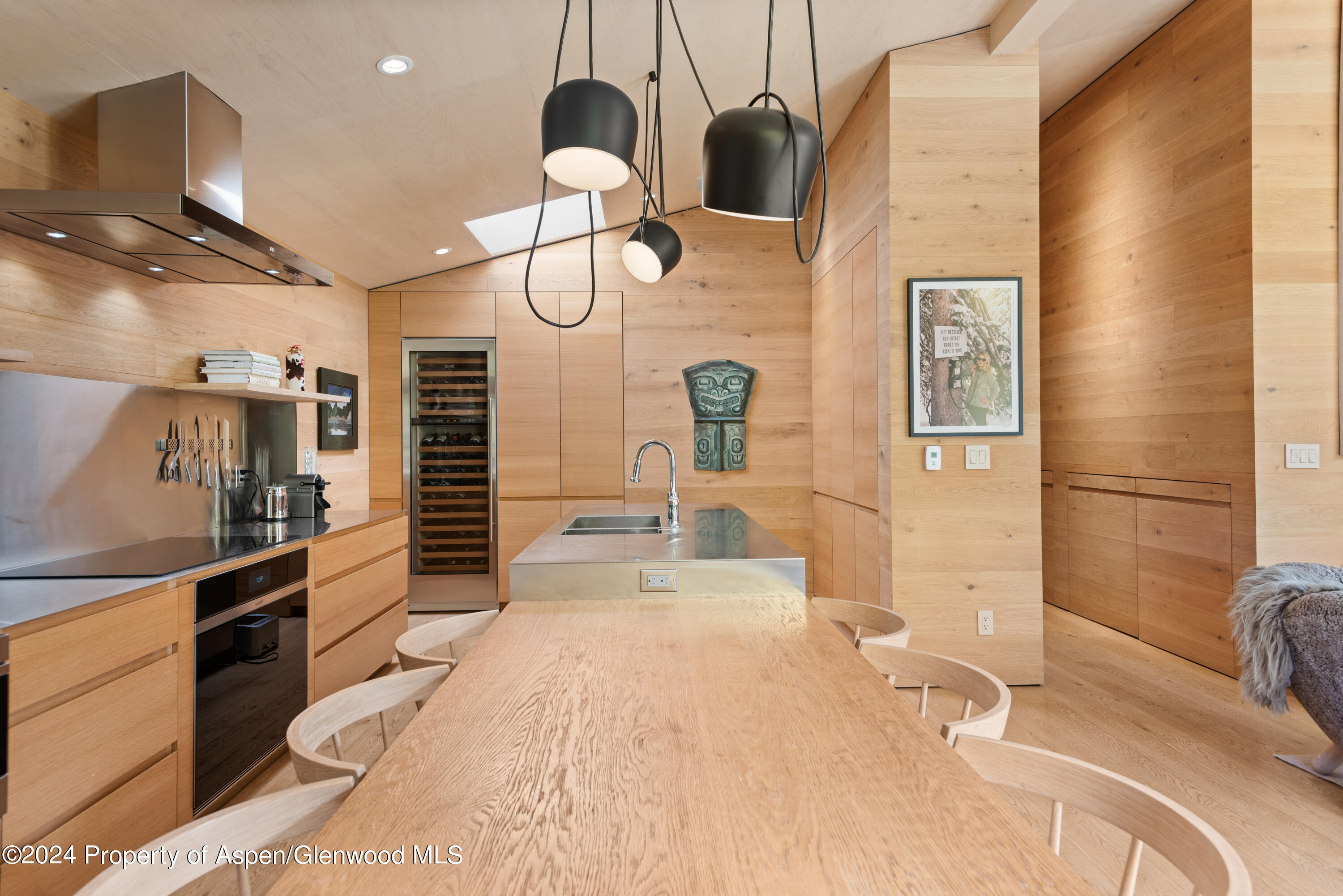 800 S Monarch Street Unit 9