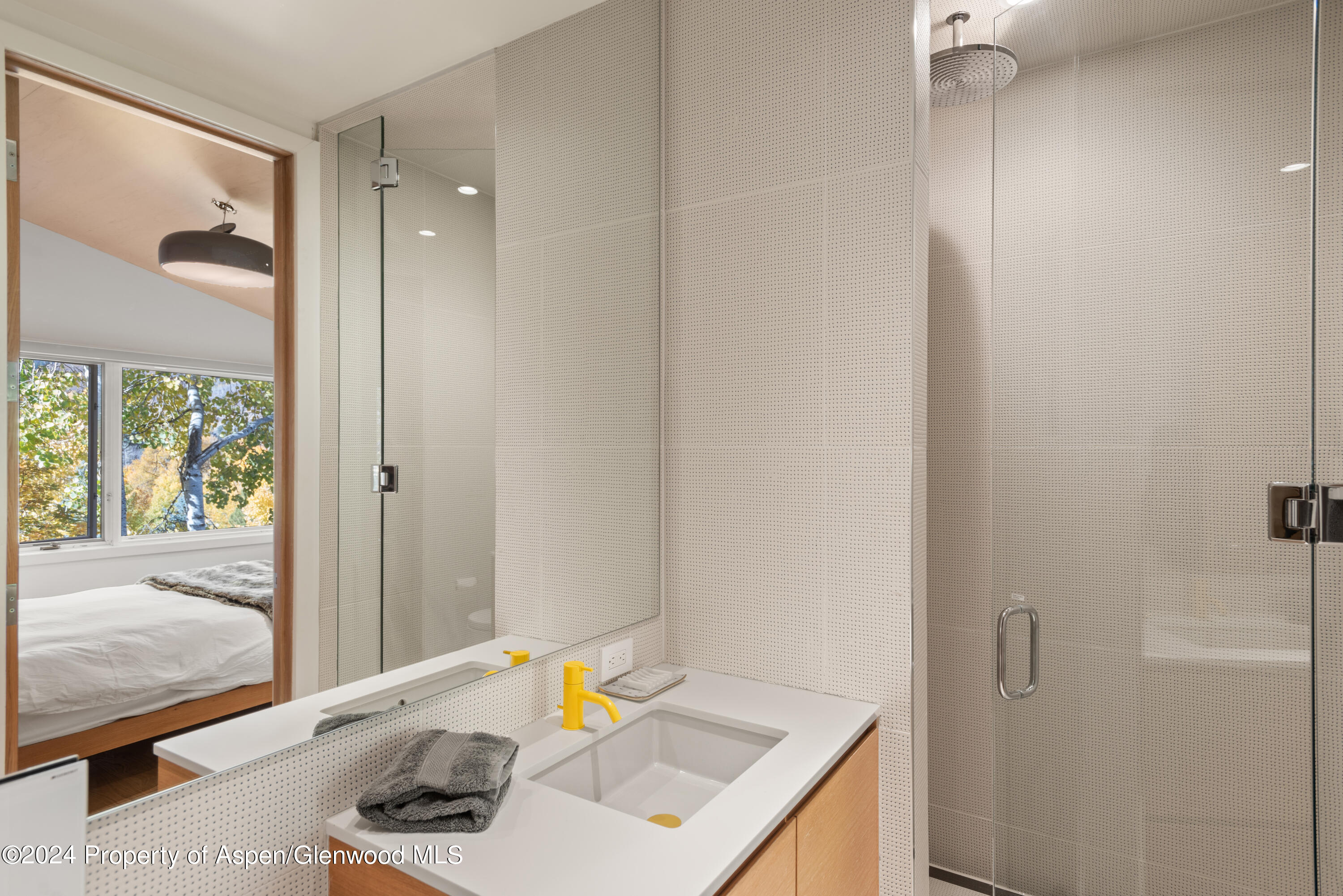 800 S Monarch Street Unit 9