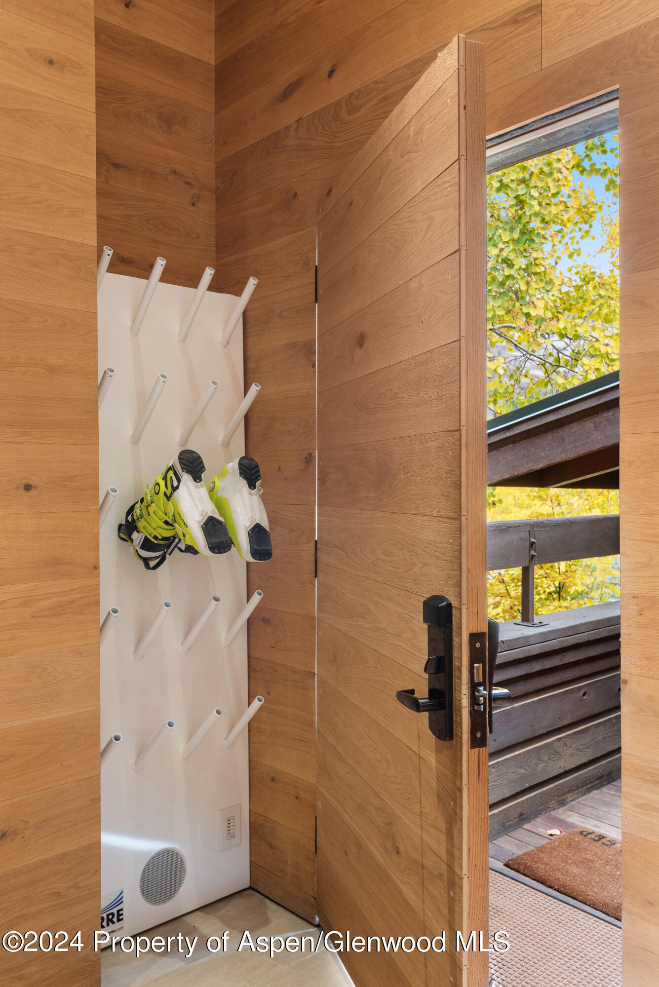 800 S Monarch Street Unit 9