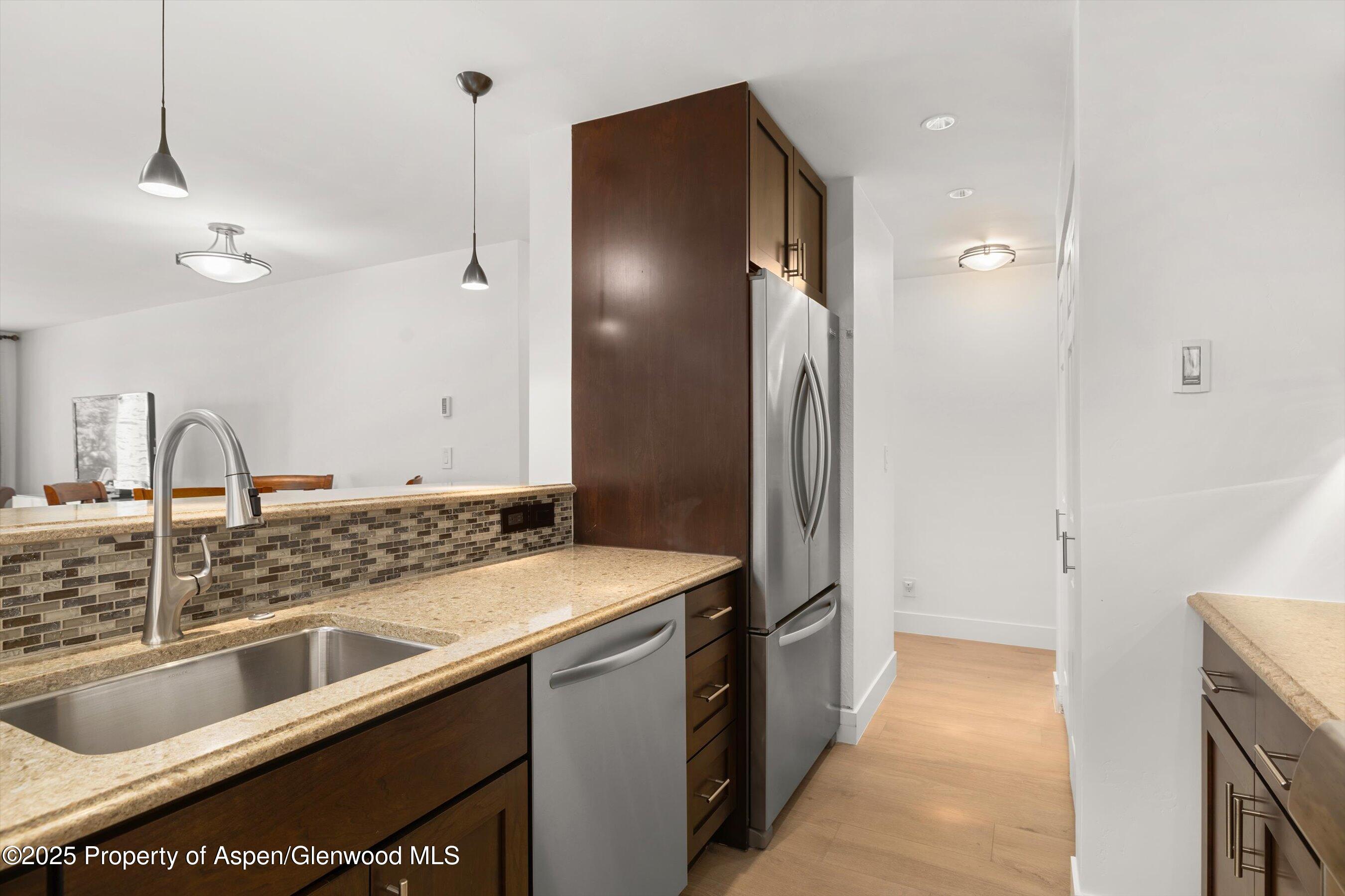 294 Snowmass Club Circle 1106