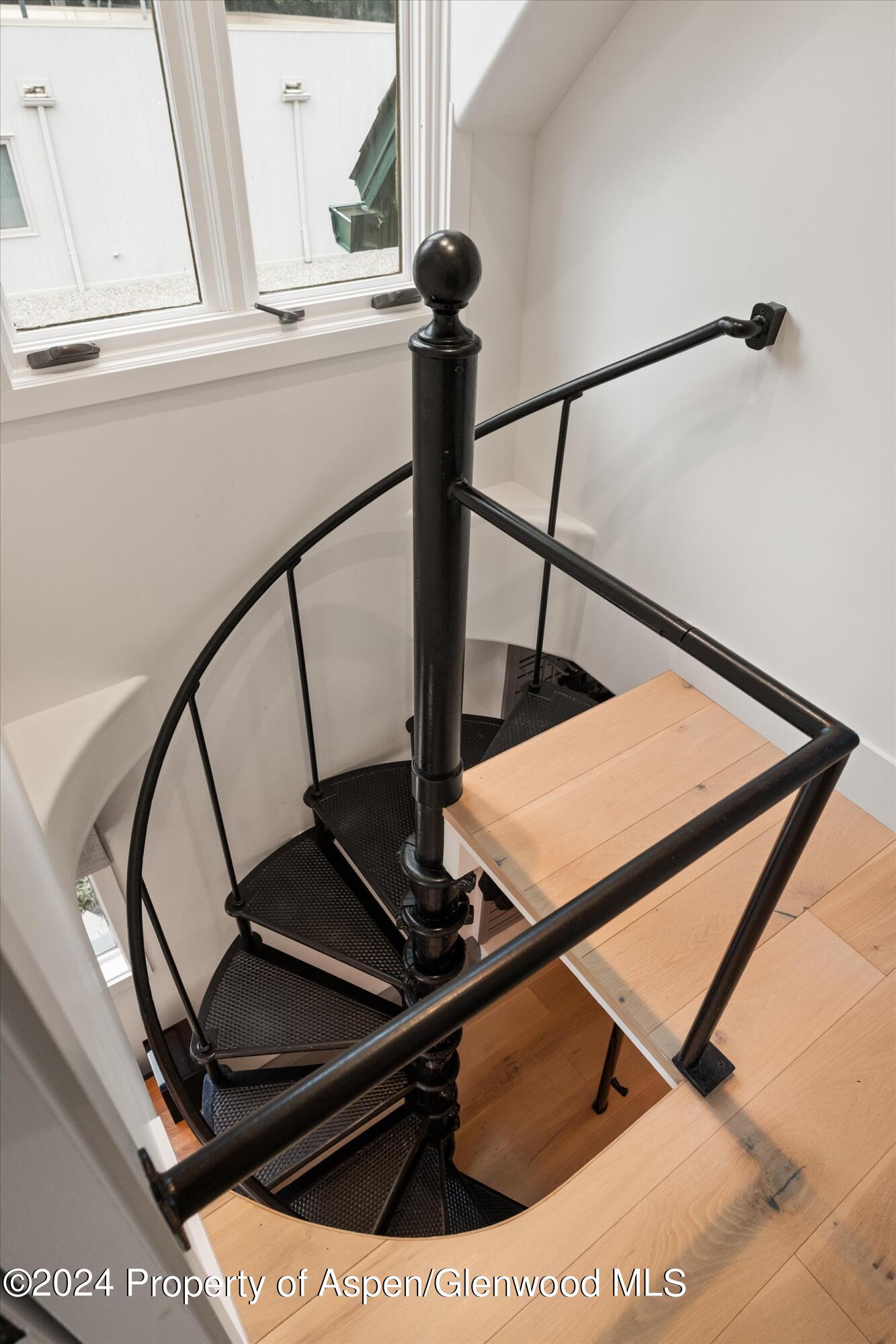 331 W Main Street Unit B