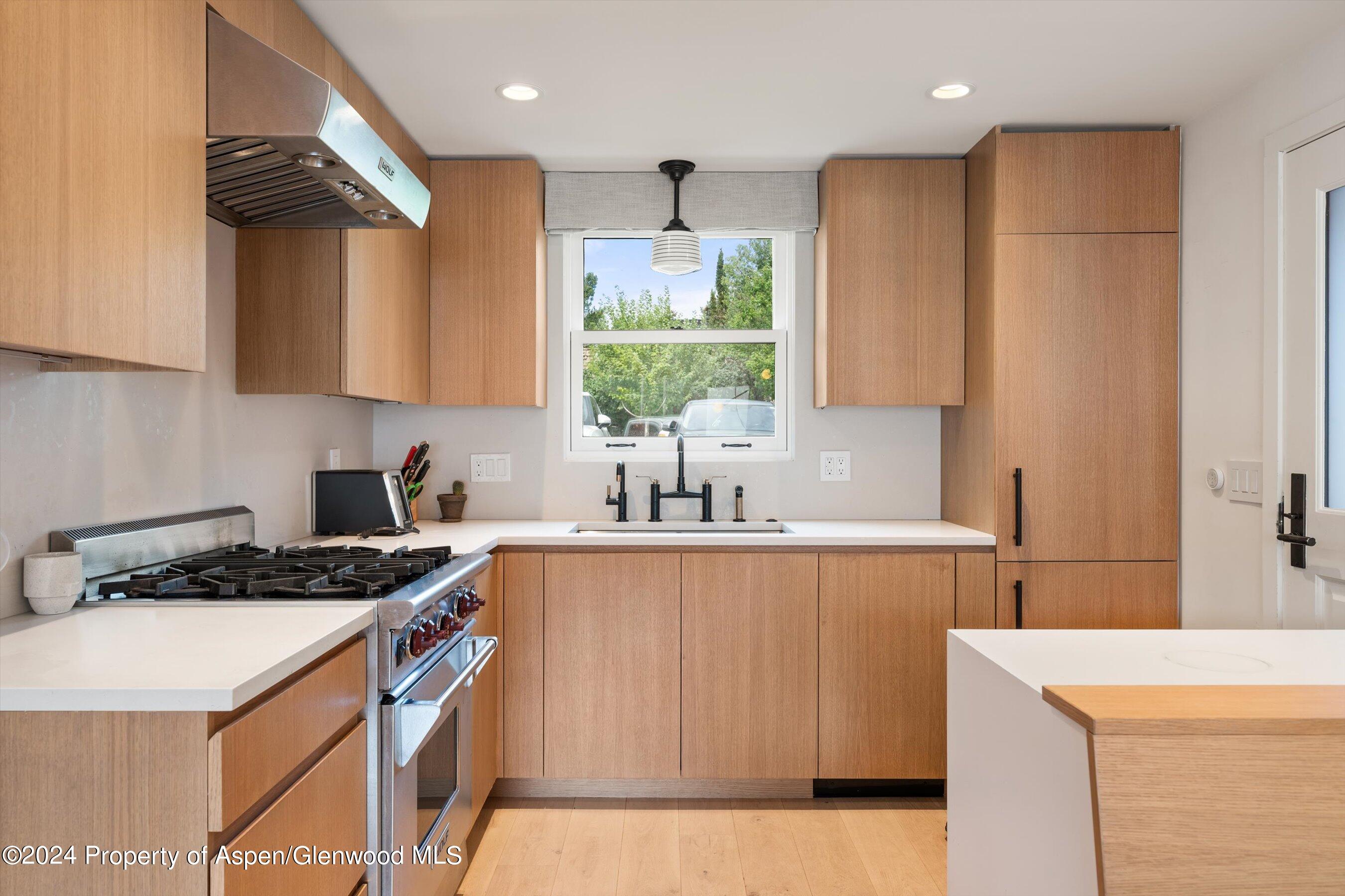 331 W Main Street Unit B