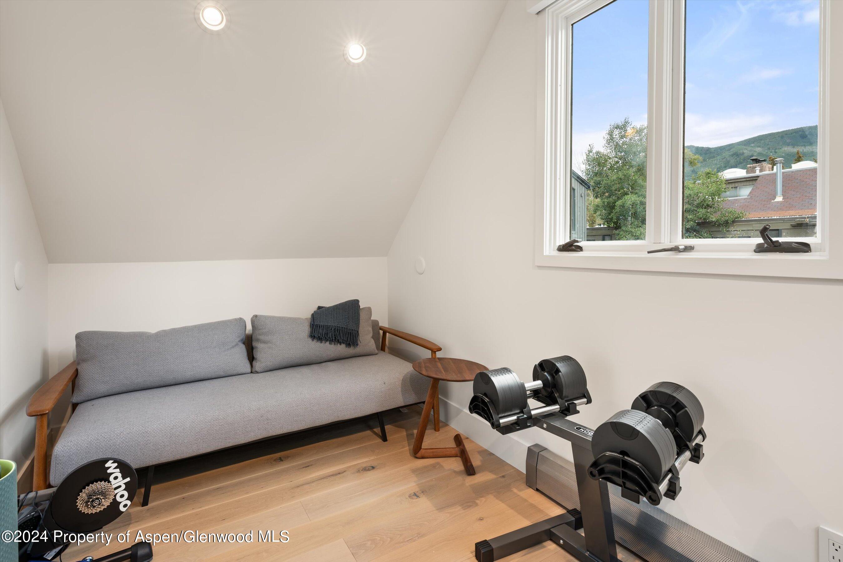 331 W Main Street Unit B