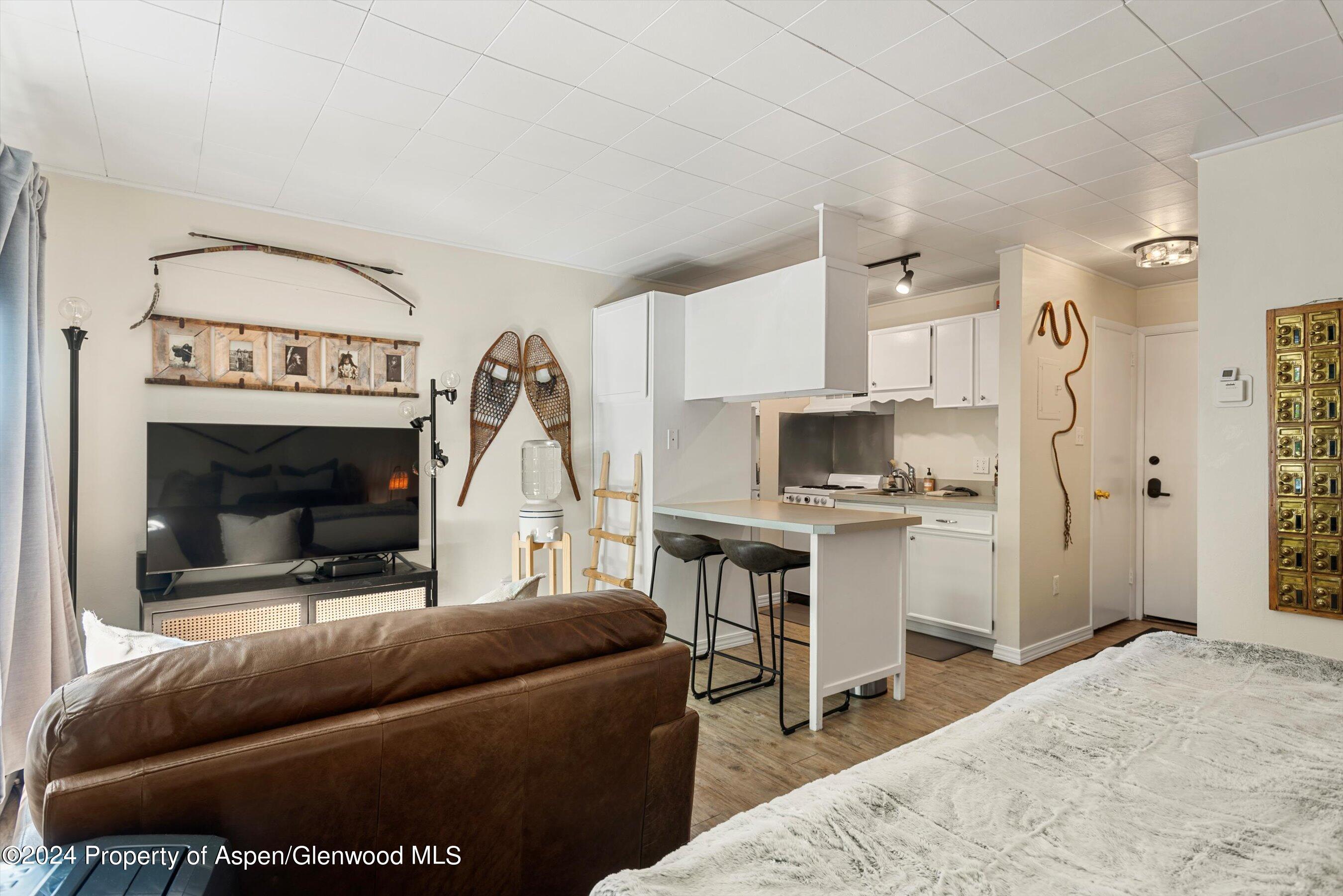 725 E Main Street, #103