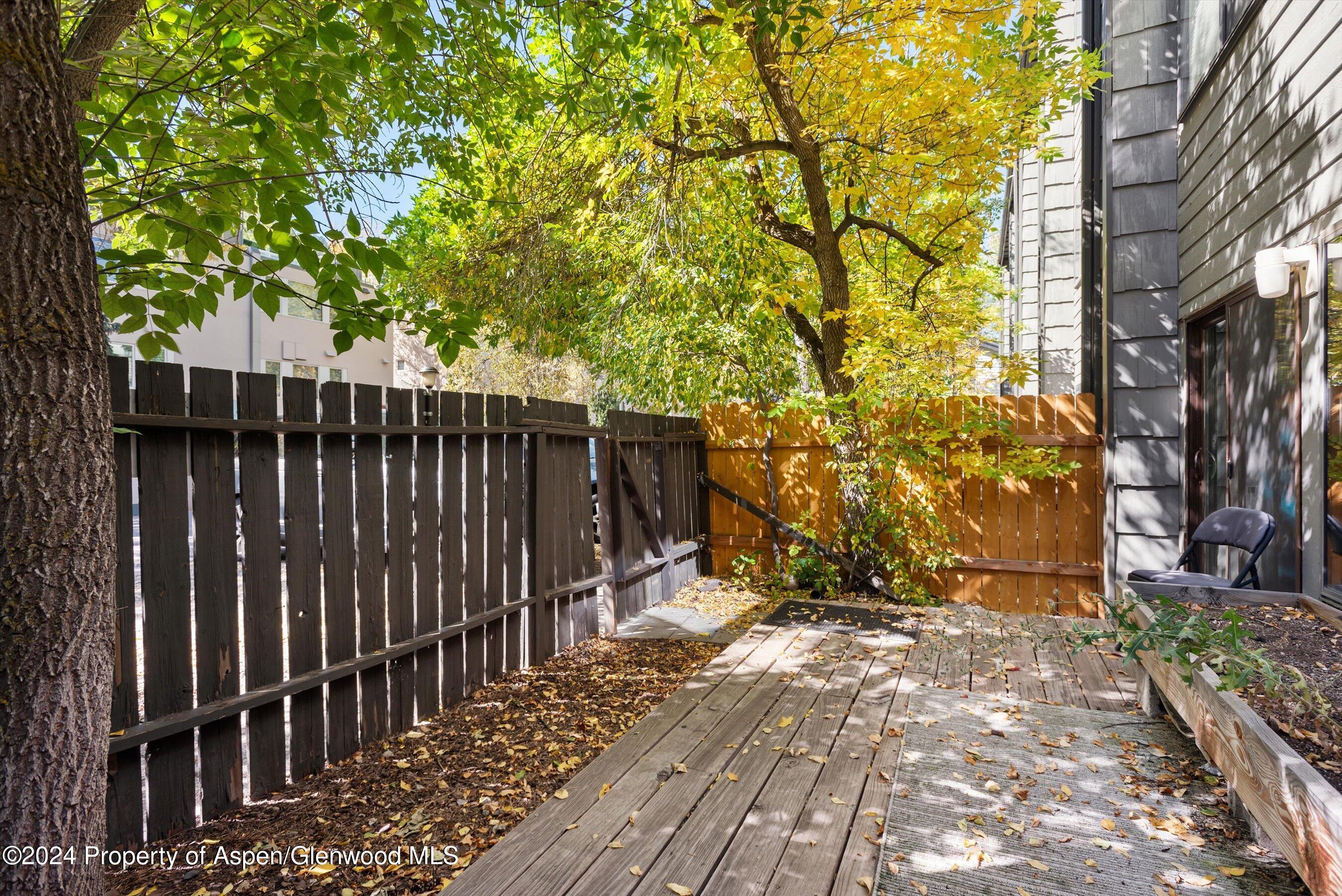 725 E Main Street, #101