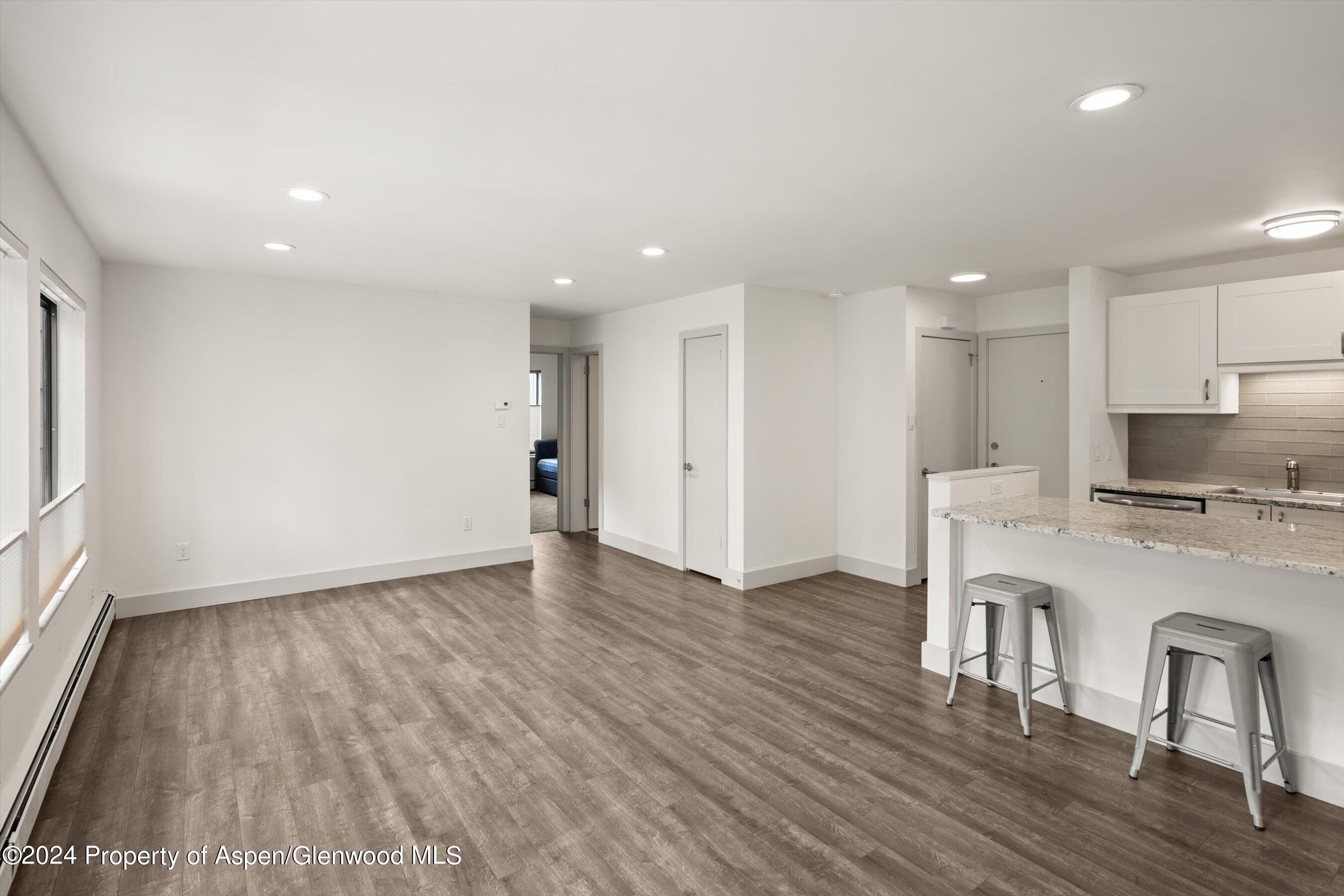 725 E Main Street, #209