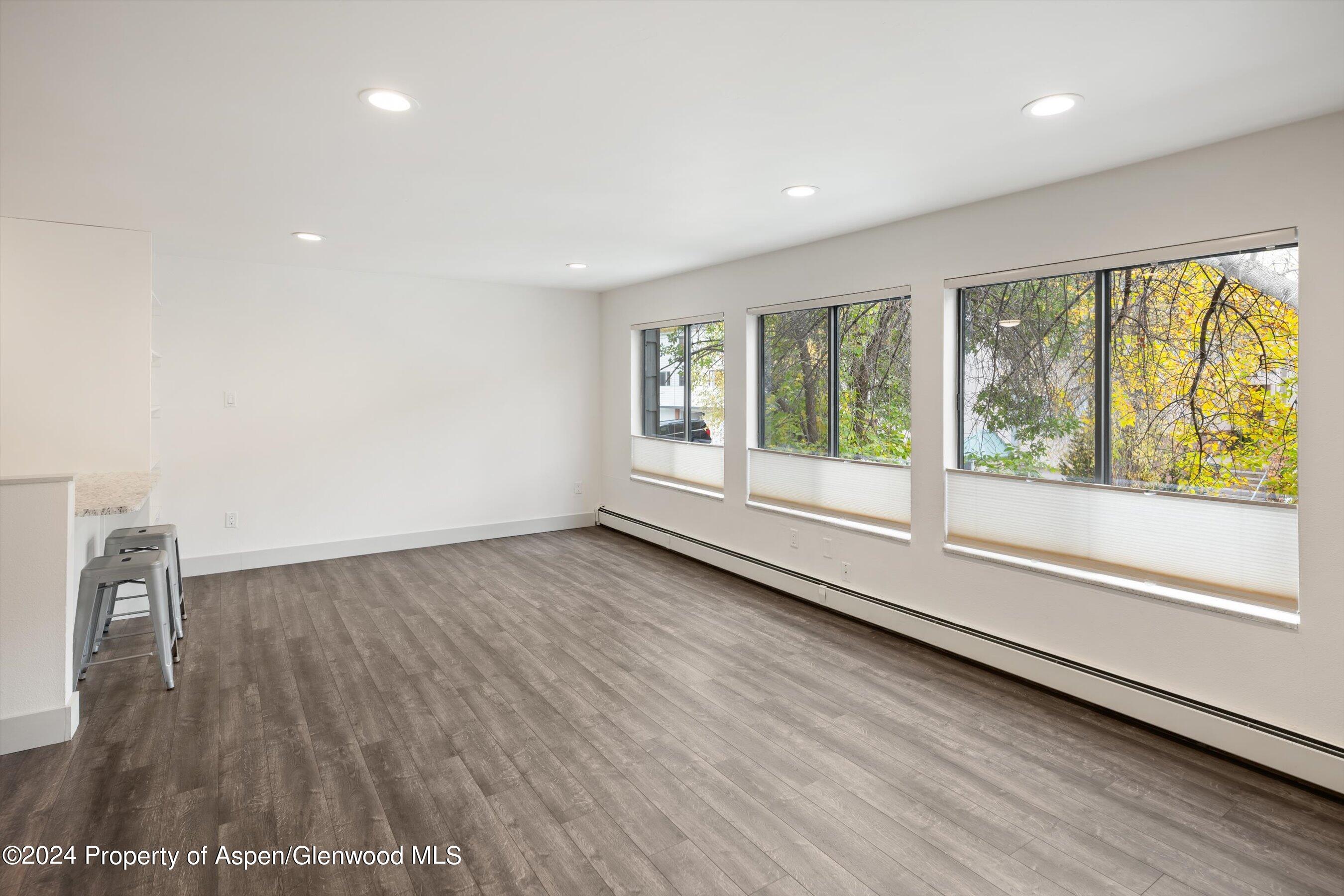 725 E Main Street, #209