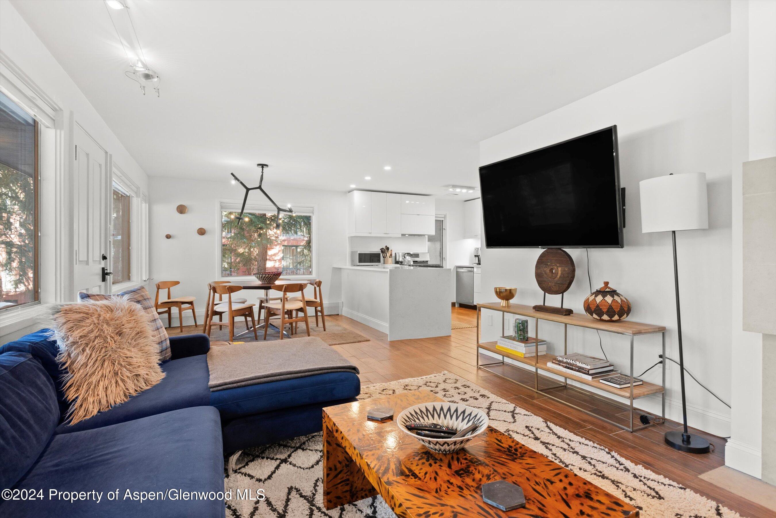 731 S Mill Street, 1A