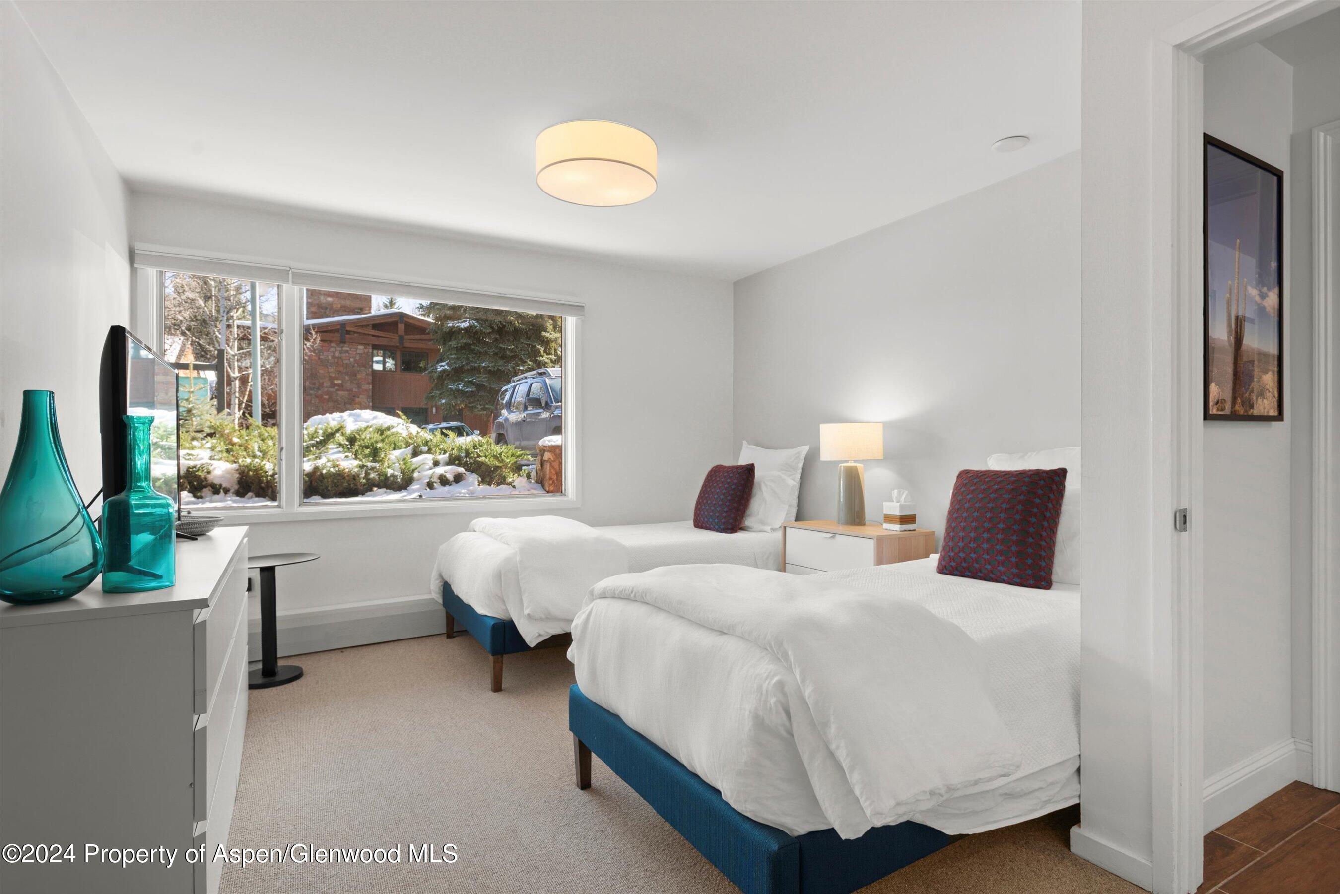 731 S Mill Street, 1A