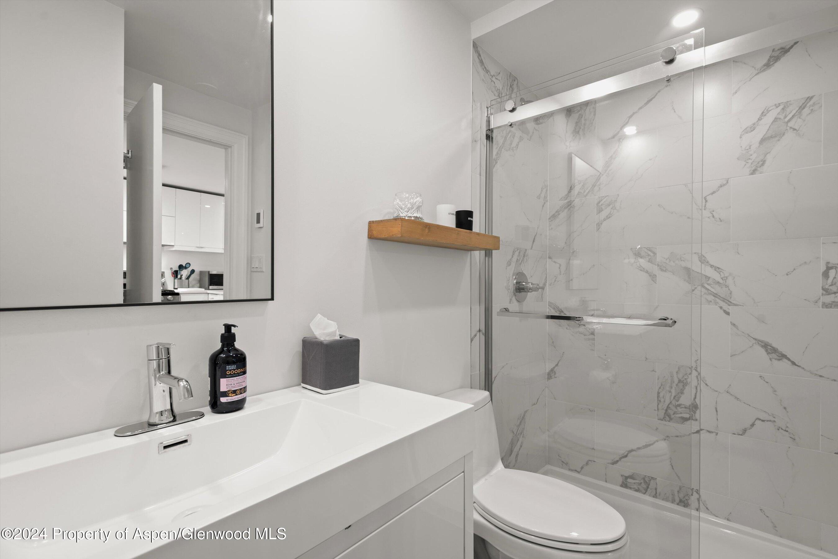 731 S Mill Street, 1A