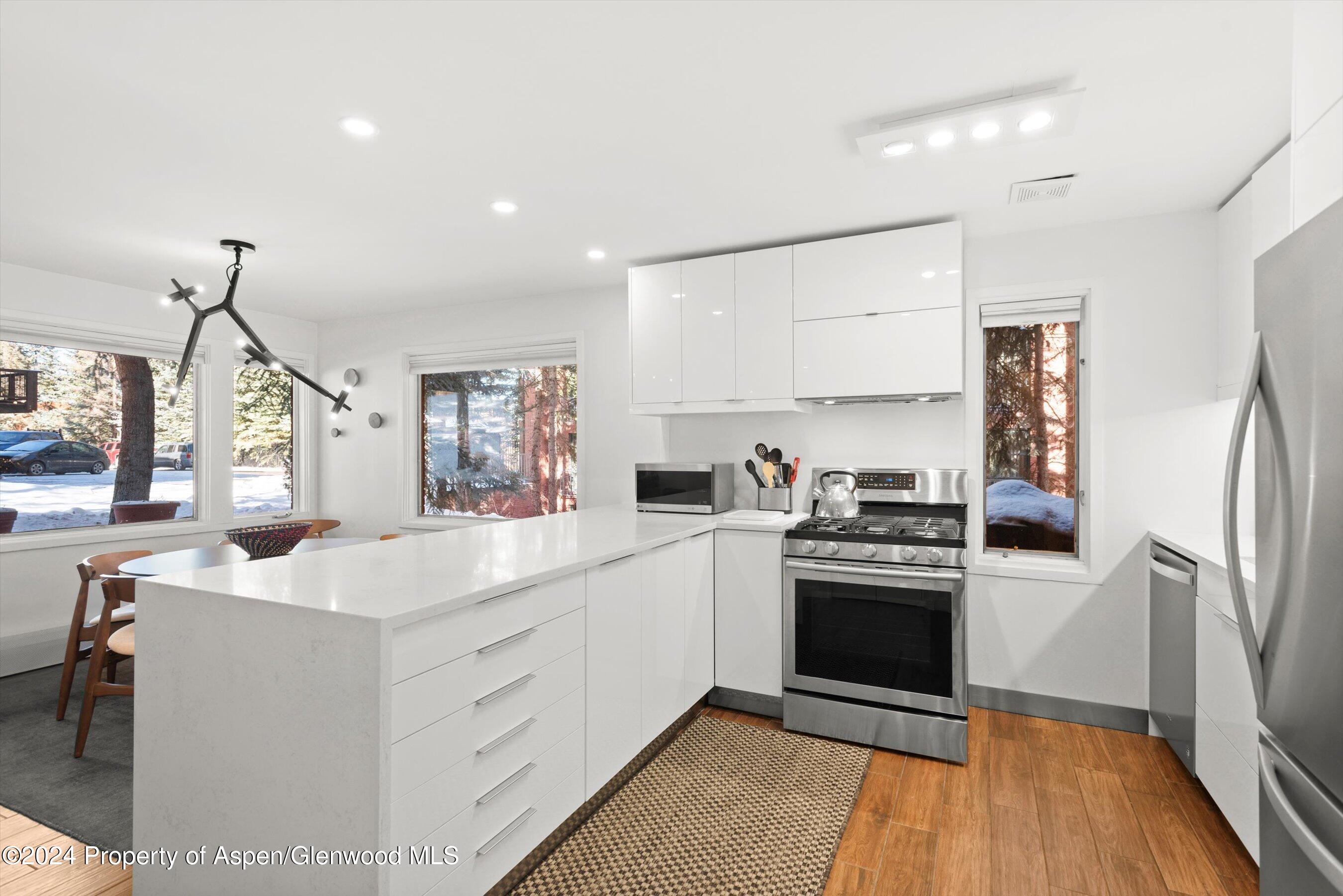 731 S Mill Street, 1A