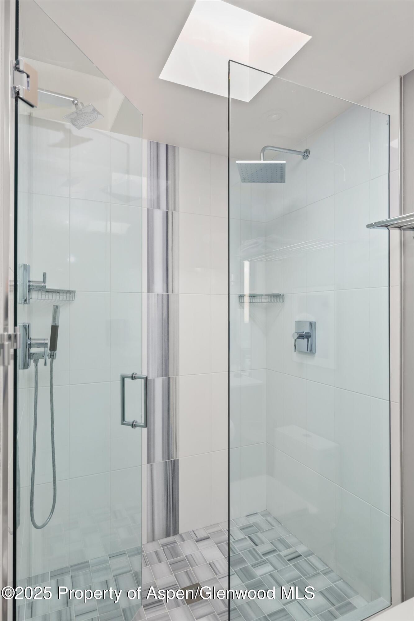 124 E Durant Avenue, 6