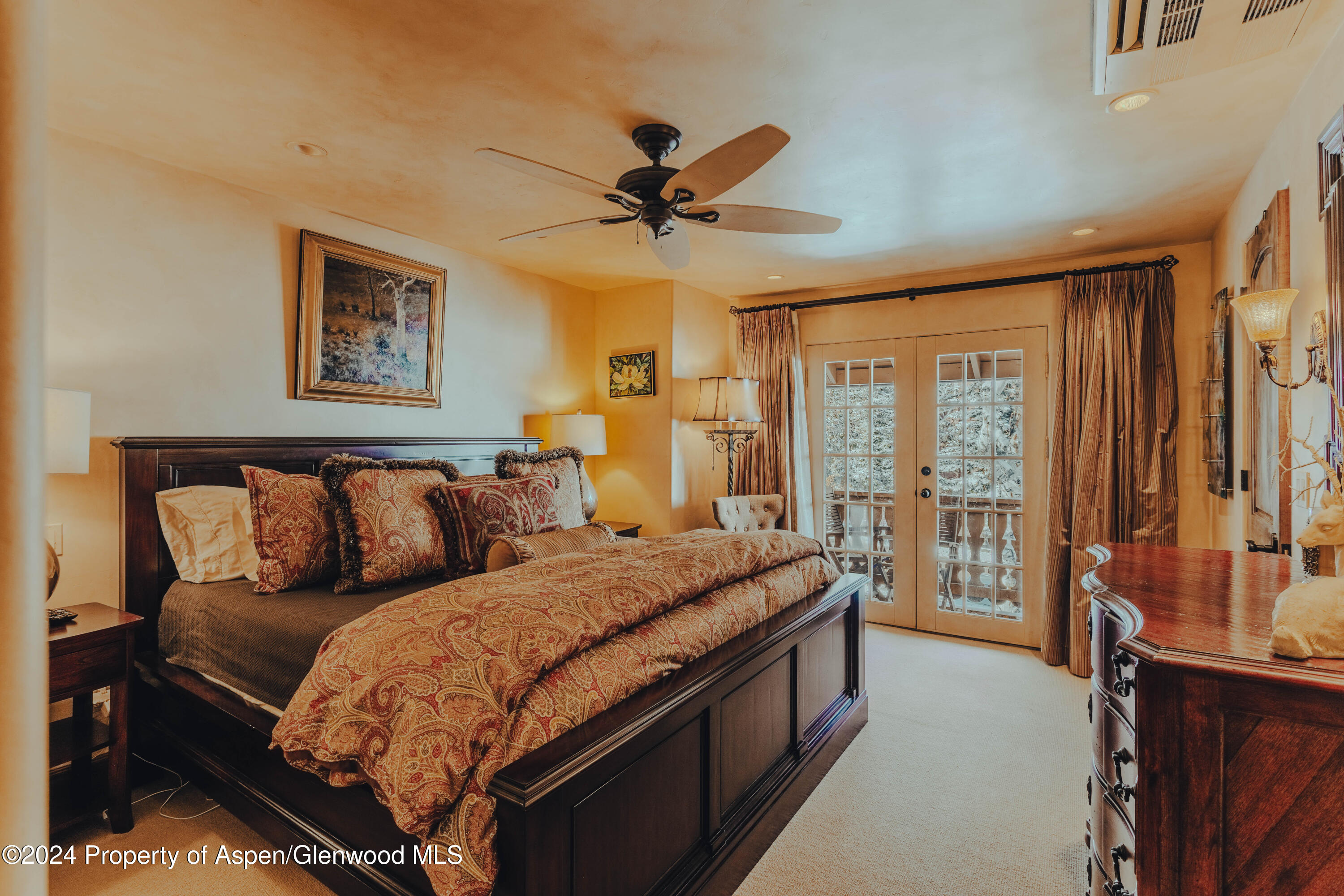 710 S Mill Street, 6 & 7