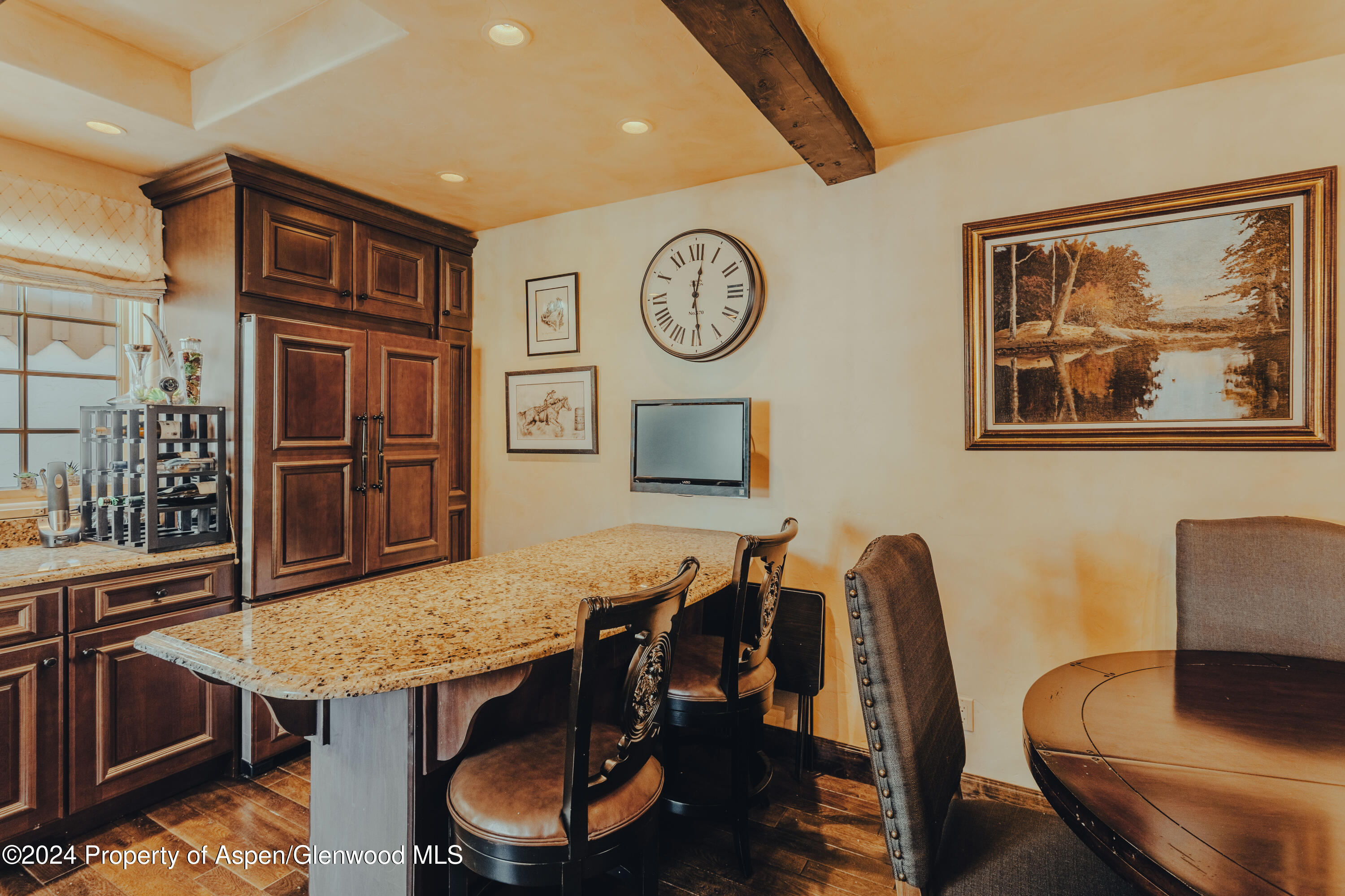 710 S Mill Street, 6 & 7