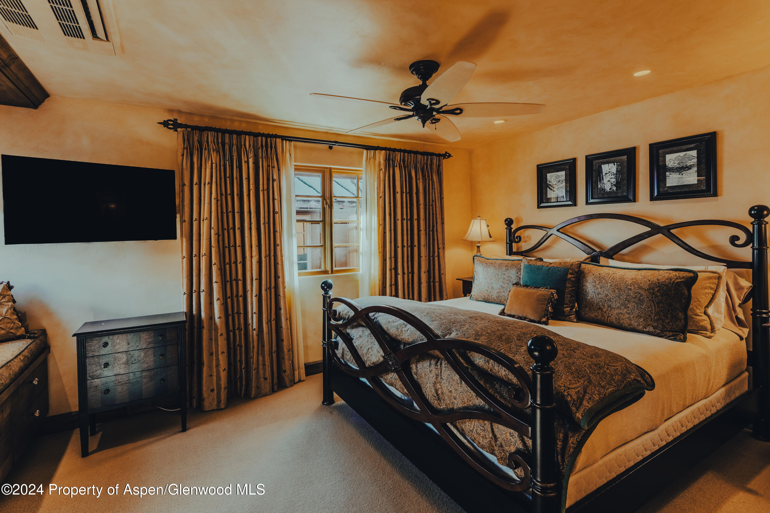 710 S Mill Street, 6 & 7