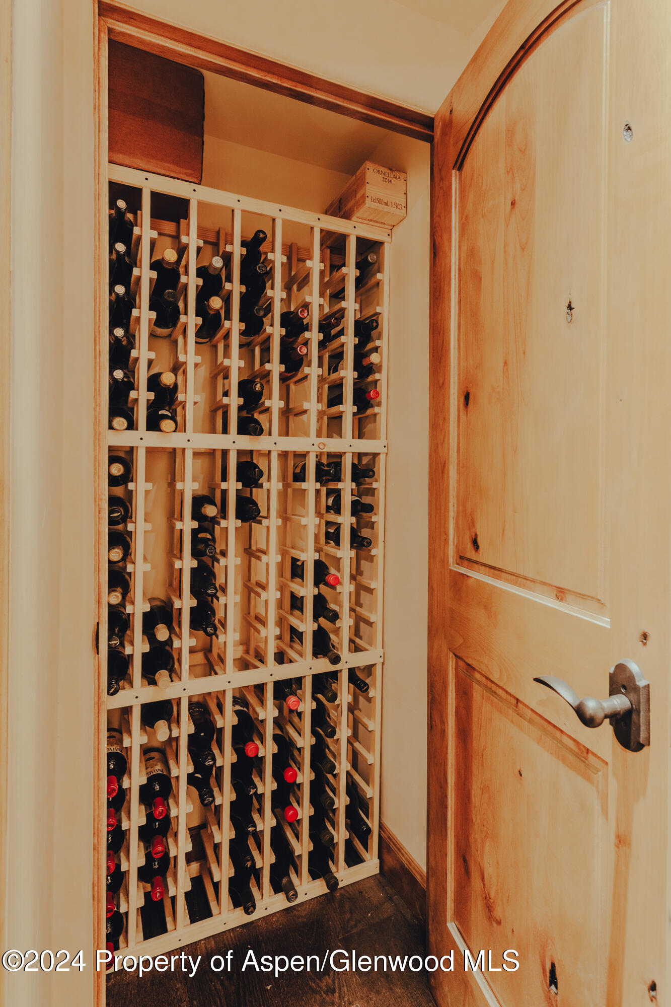 710 S Mill Street, 6 & 7