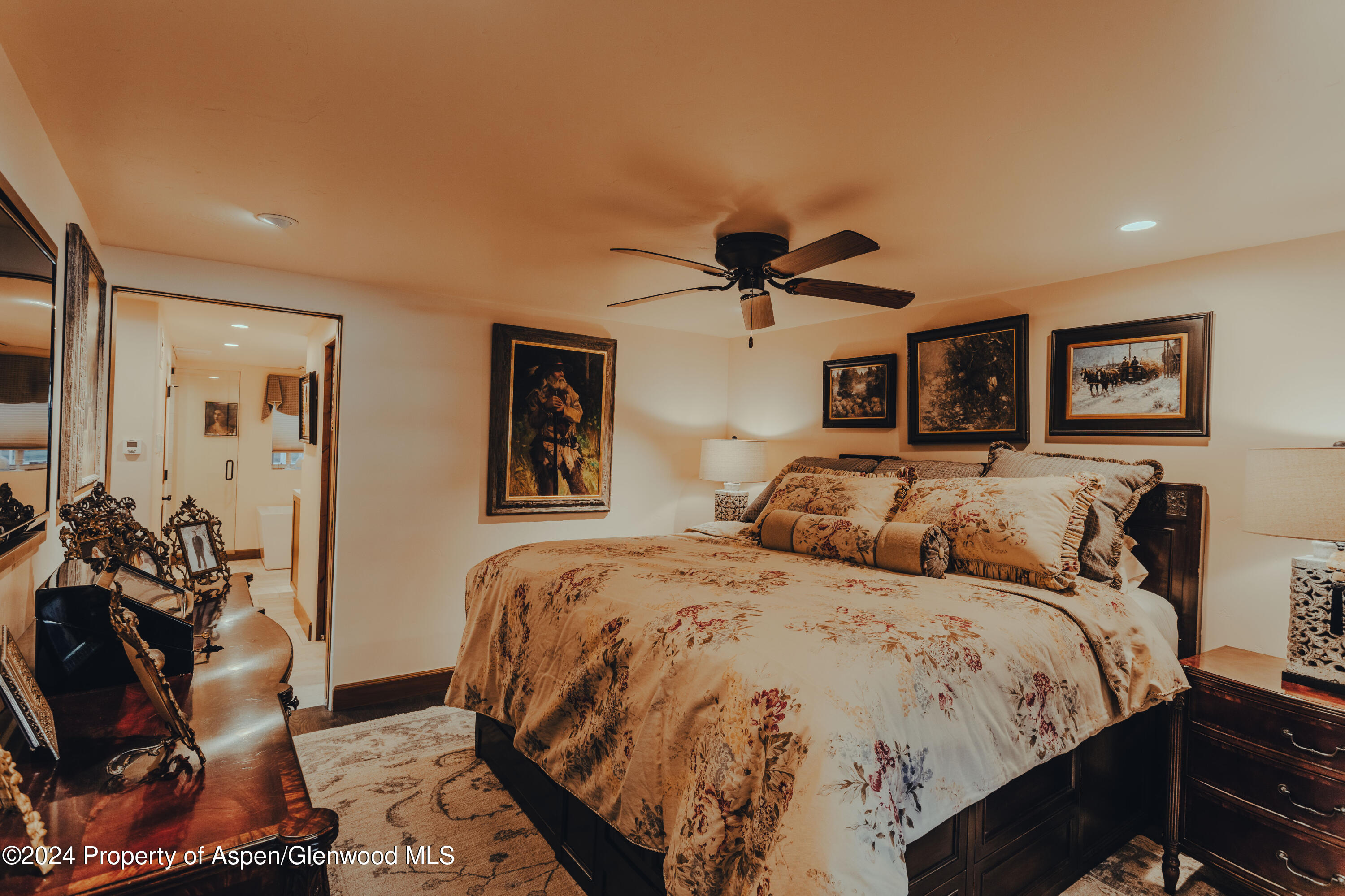 710 S Mill Street, 6 & 7