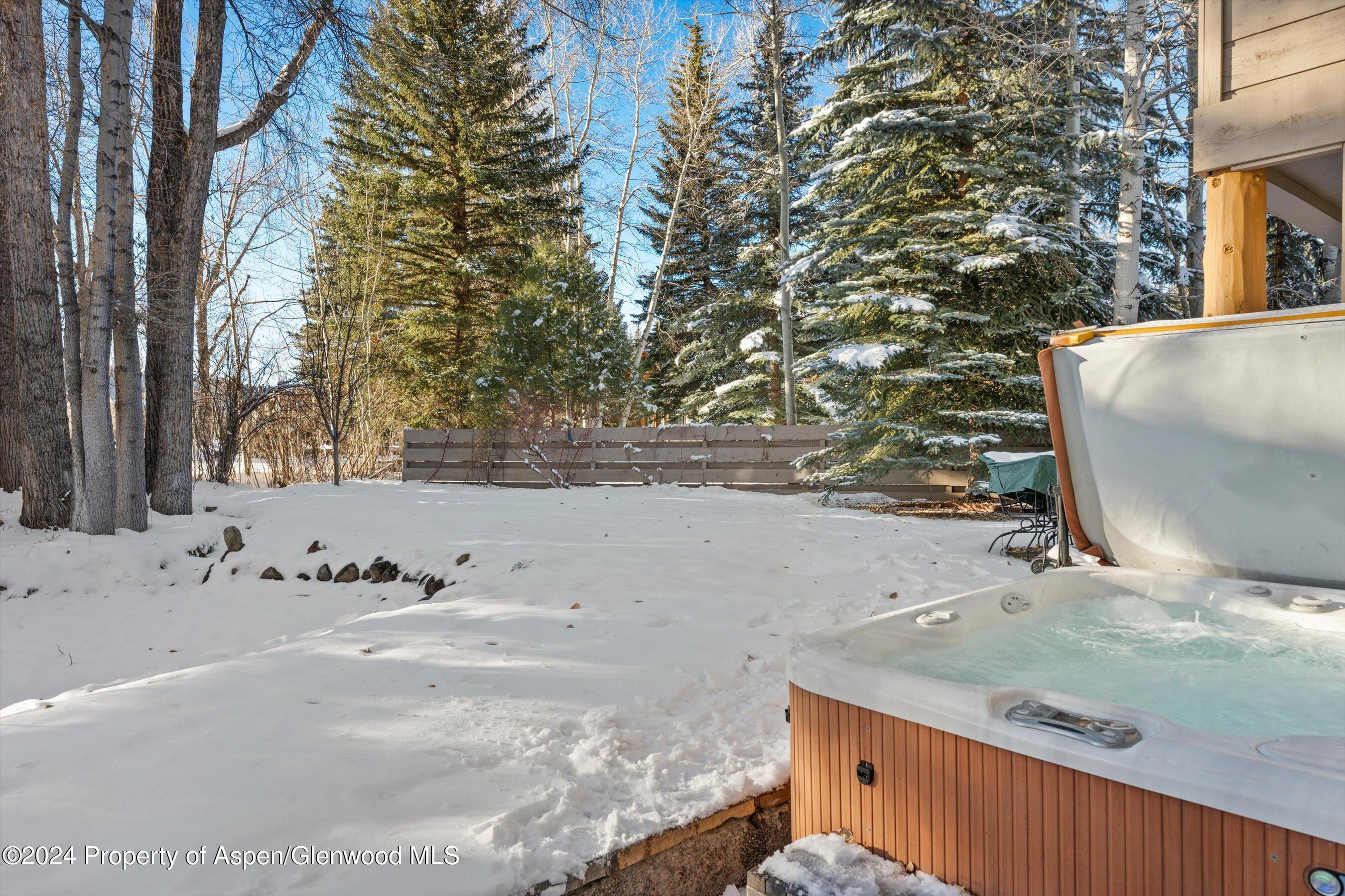 825 Cemetery Lane, 2