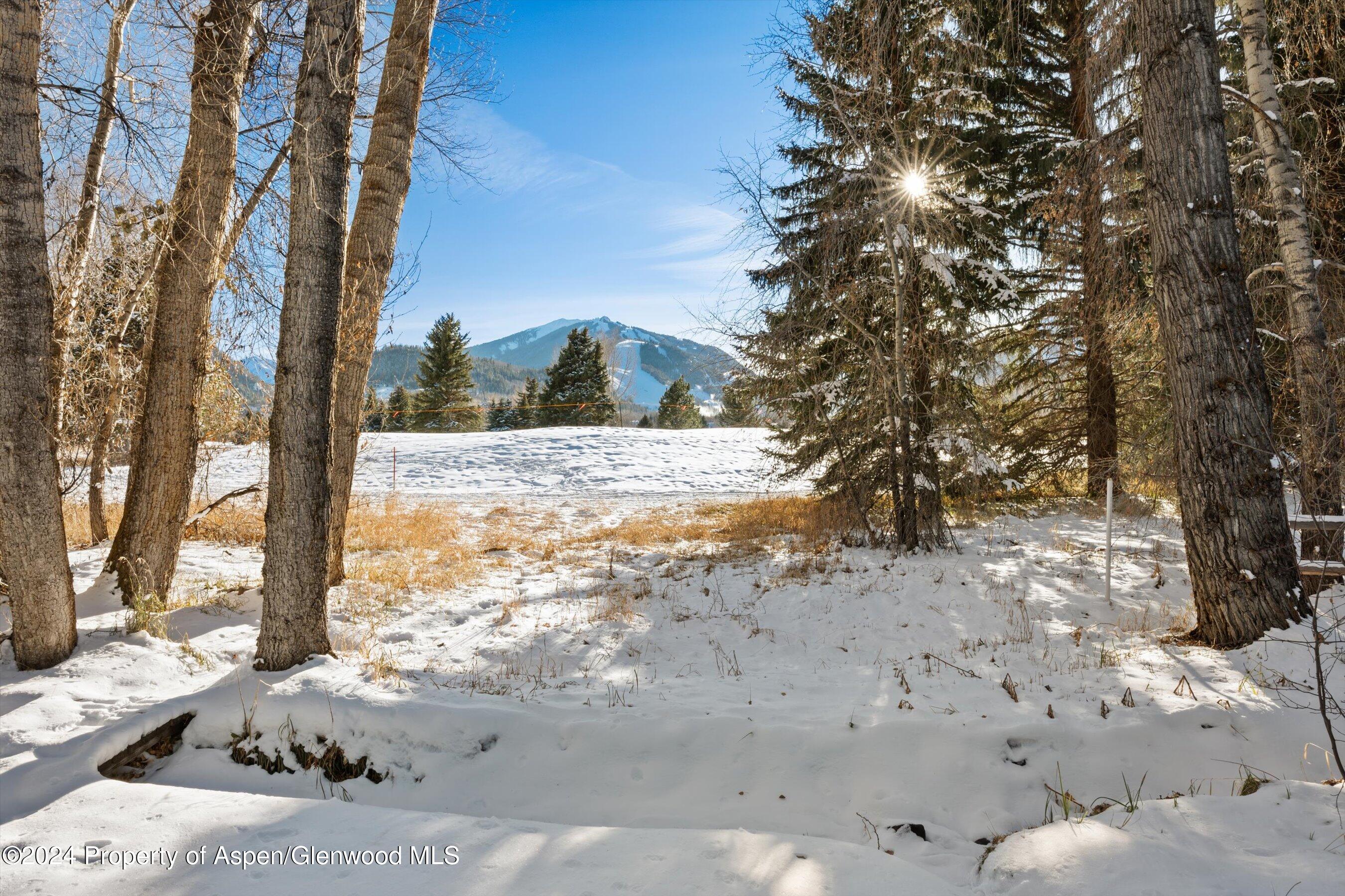 825 Cemetery Lane, 2