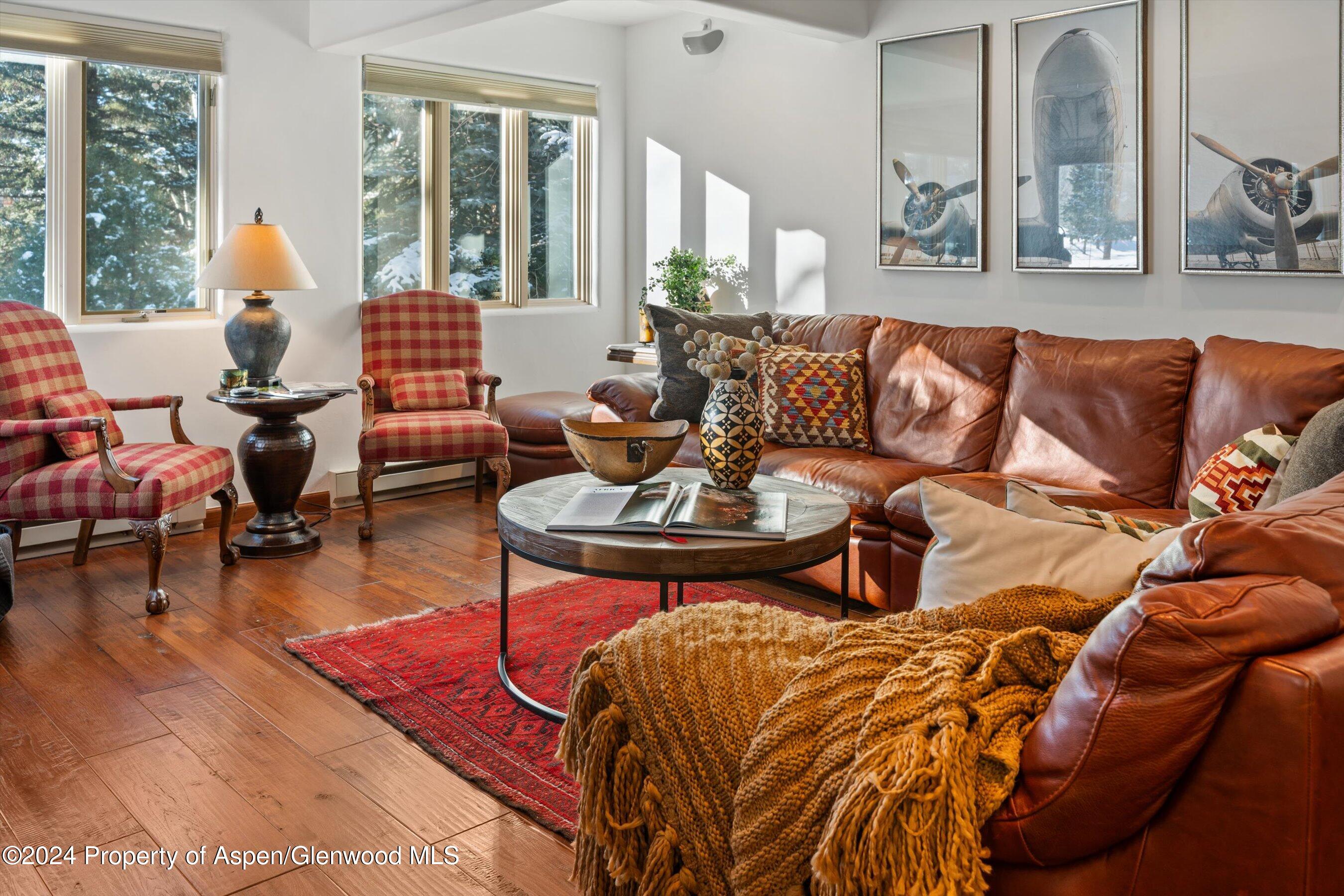 825 Cemetery Lane, 2