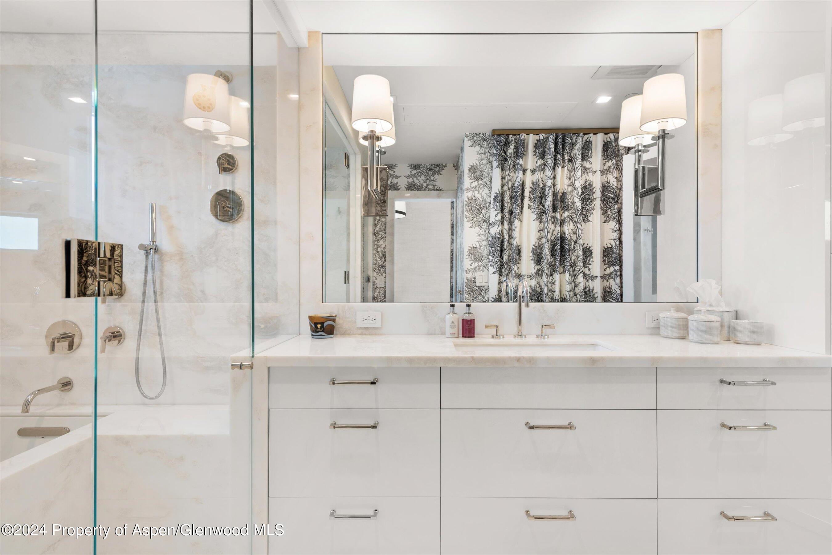 434 E Main Street 203