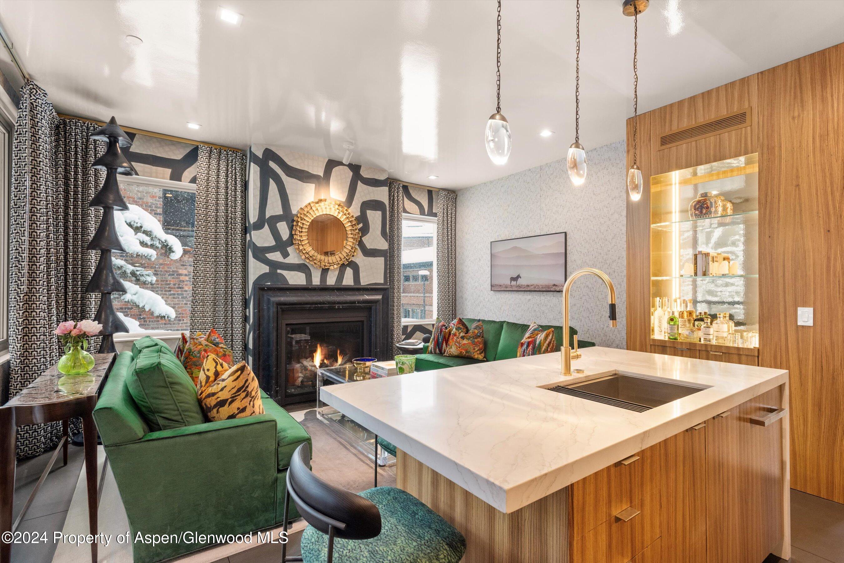 434 E Main Street 203