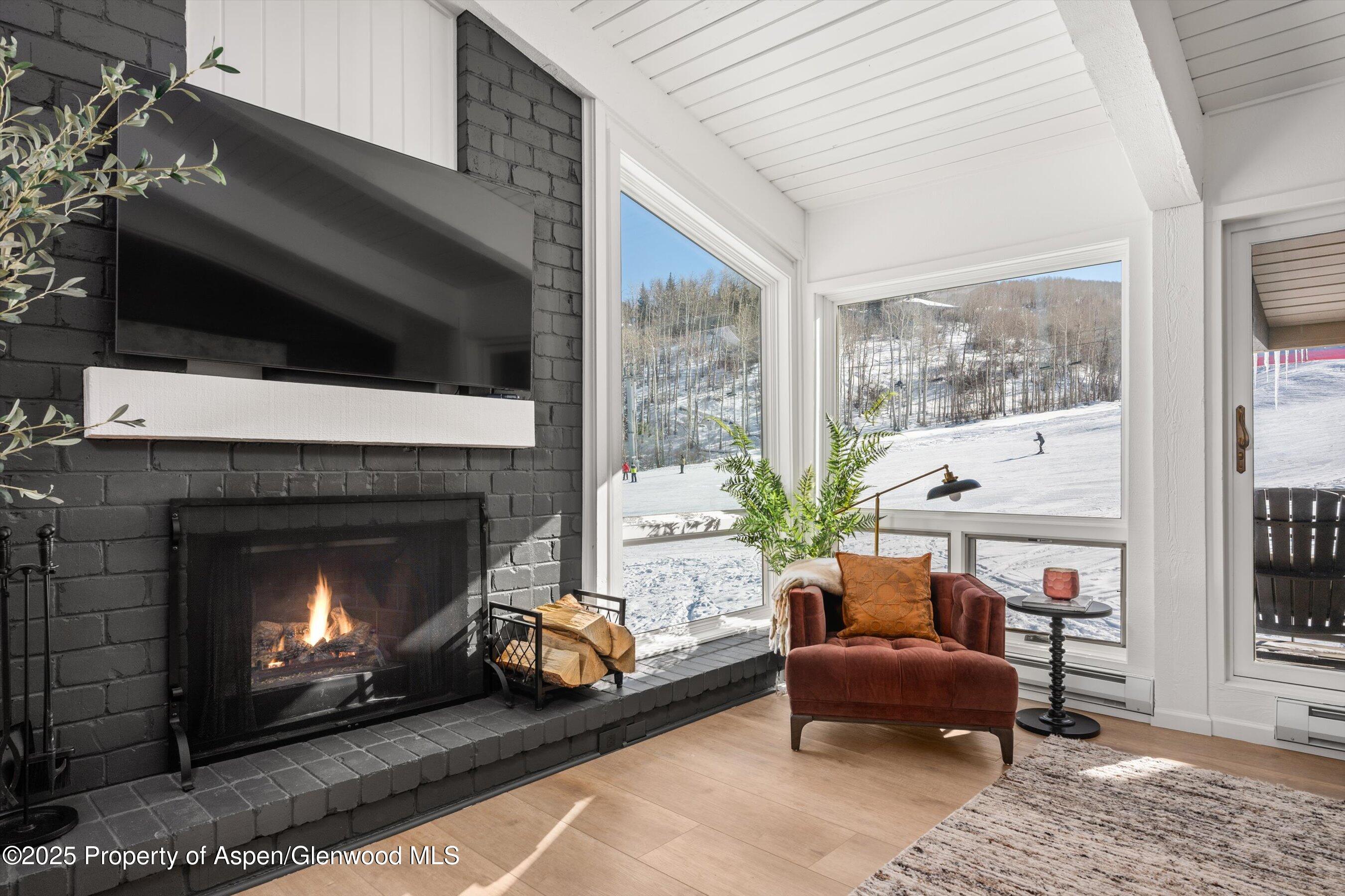 360 Wood Road, 301