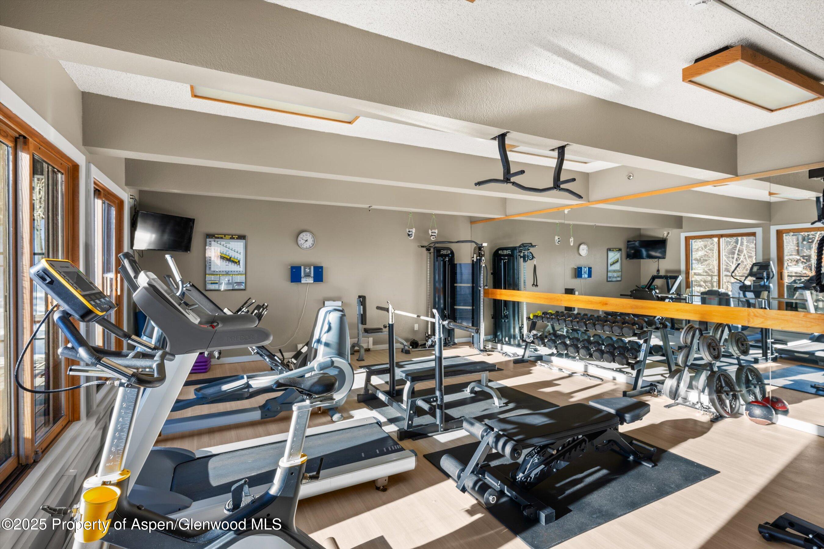 55 Upper Woodbridge Road, Unit H-6