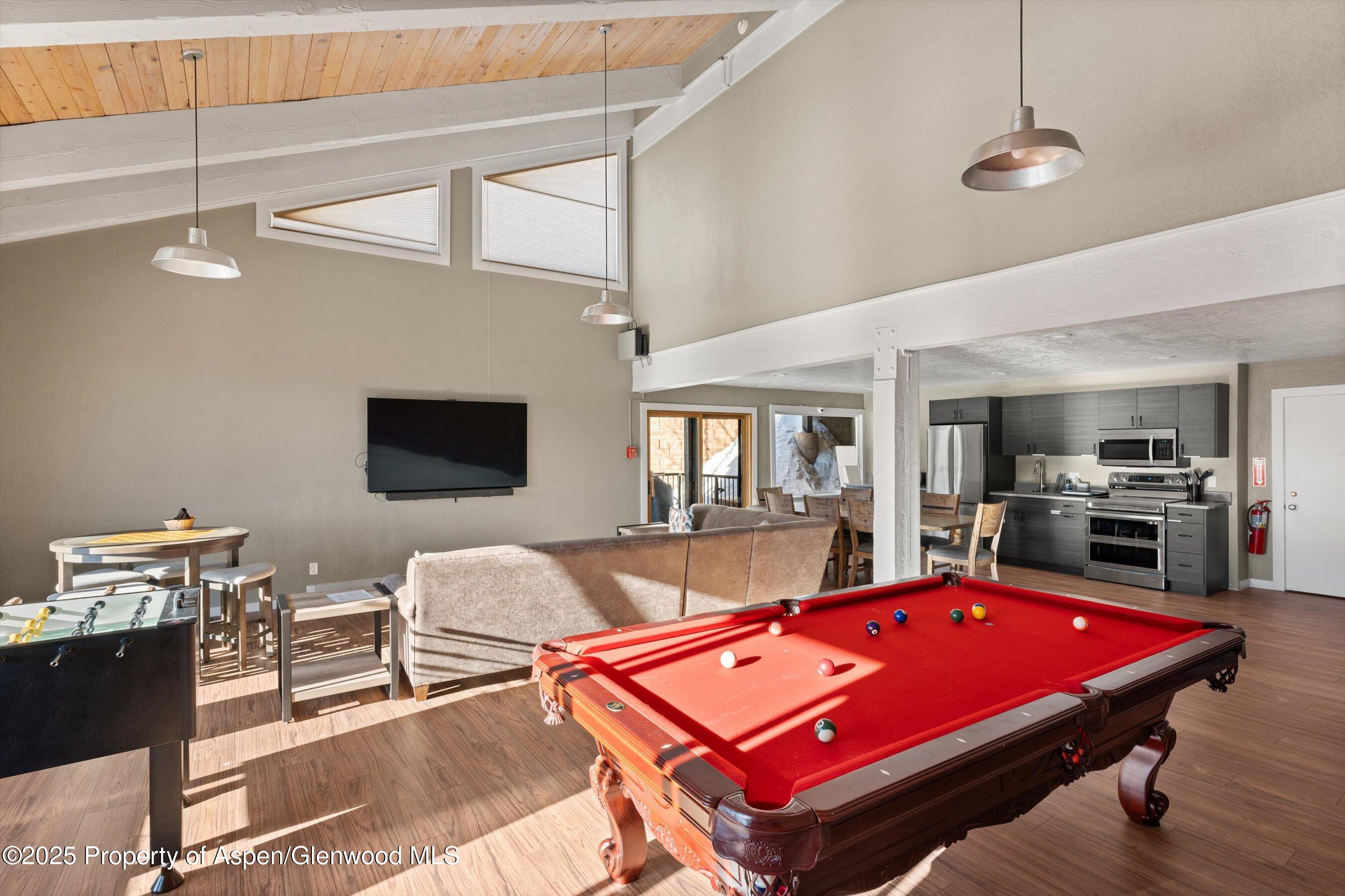 55 Upper Woodbridge Road, Unit H-6